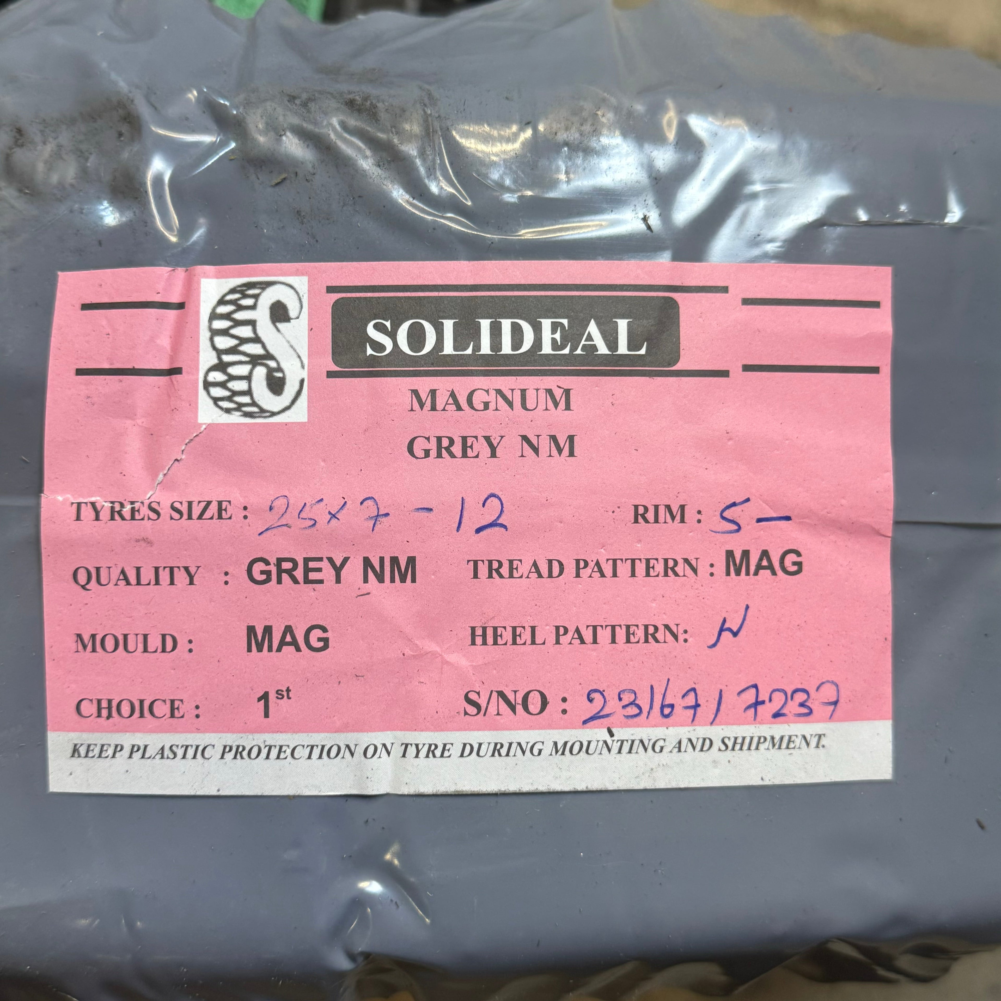 SOLIDEAL MAGNUM Forklift Tire (2 Pack) Sz 25 x 7-12/5.00 Grey 9.1064.13611