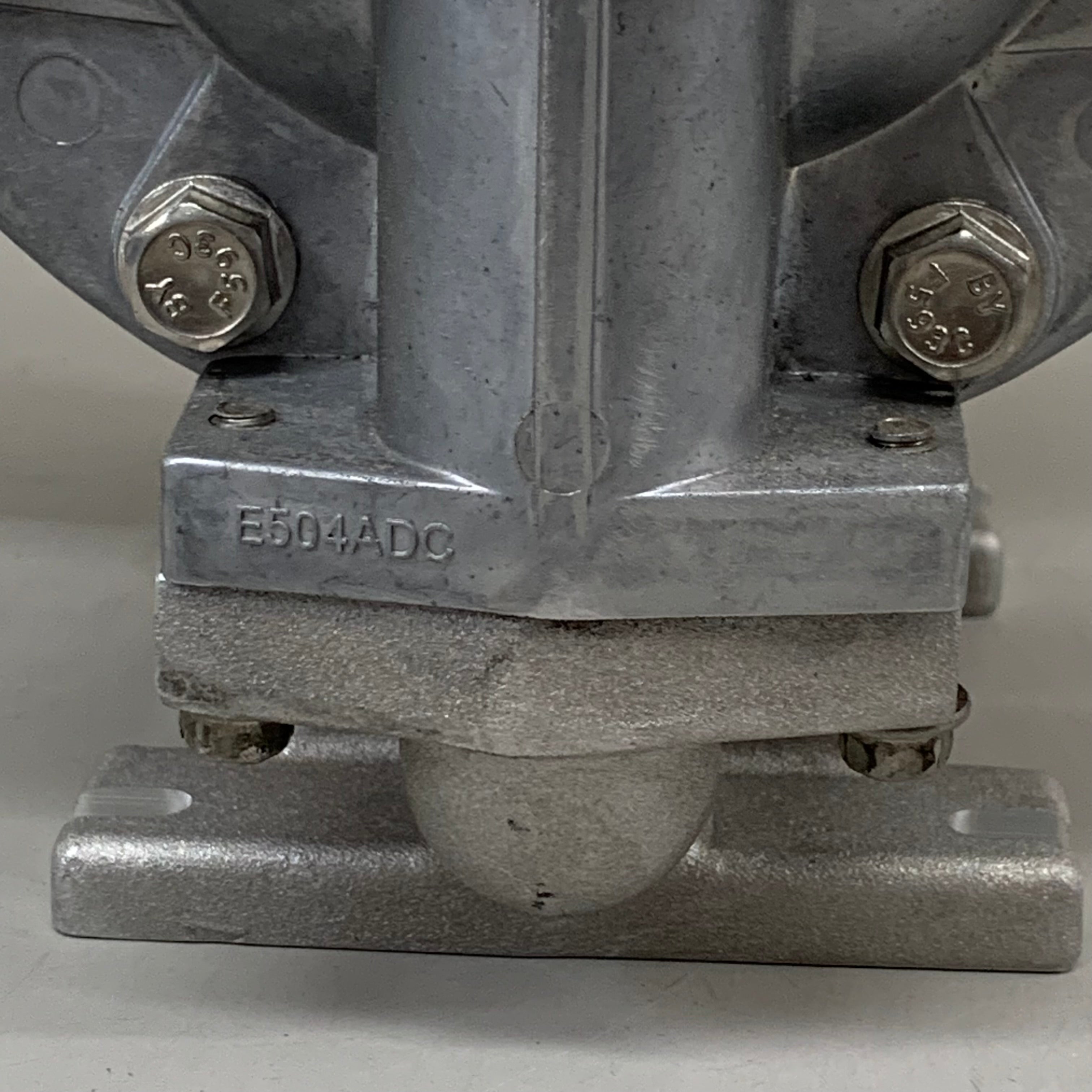 VERSAMATIC Air Operated Double Diaphragm Pump 1/2"  E5AP5T559C
