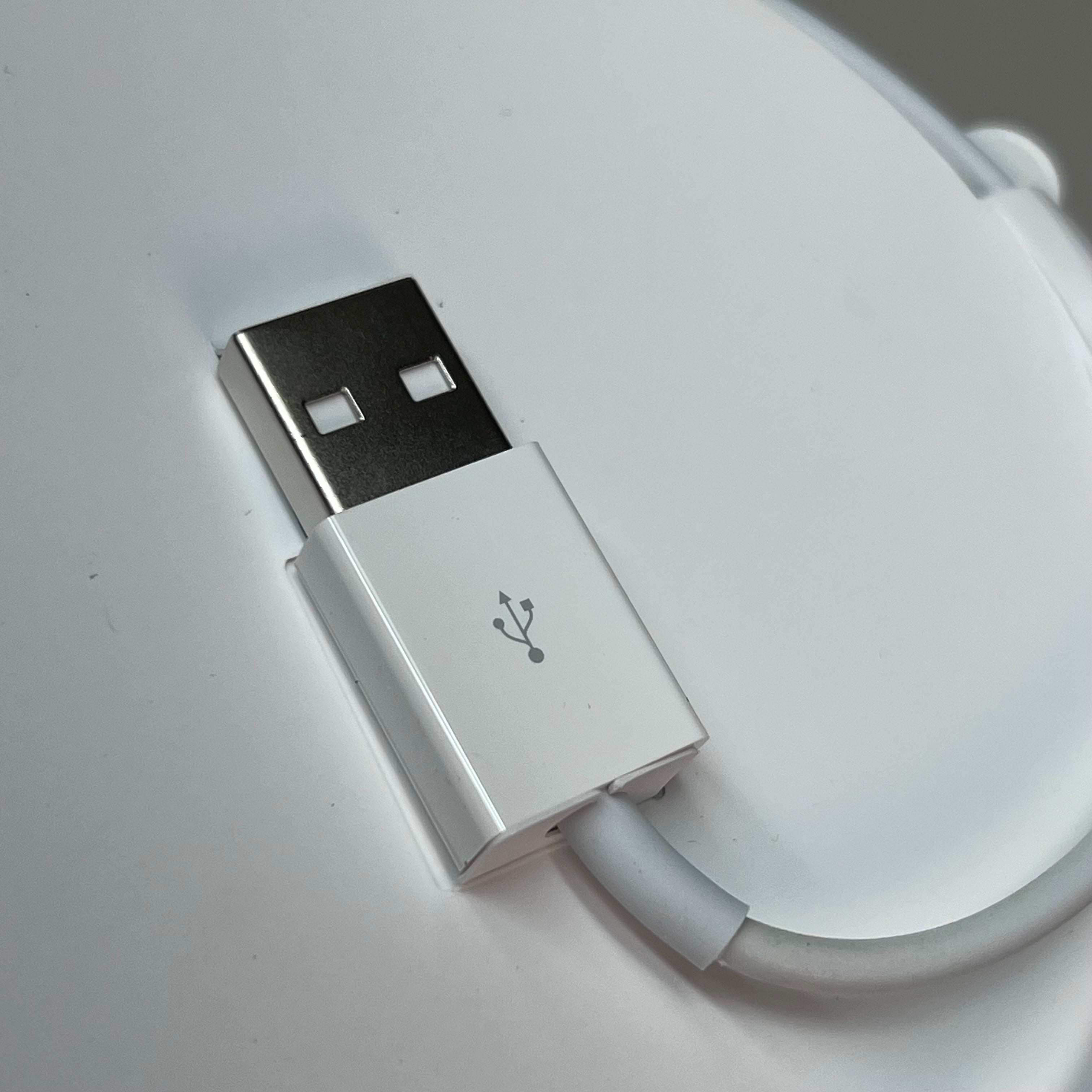 APPLE Watch Magnetic Charger To USB Cable (1M) White MX2E2AM/A (Return)