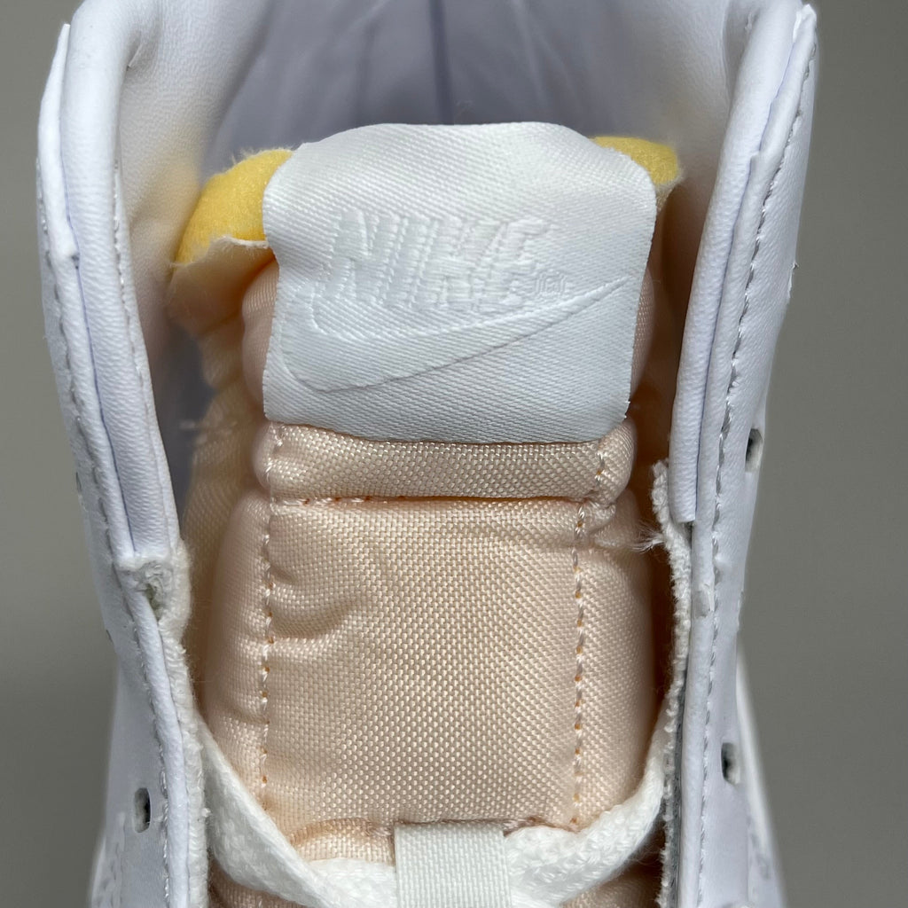NIKE Blazer Mid 77' High-top Shoes SZ Womens 9 Mens 7.5 White & Peach CZ1055-117