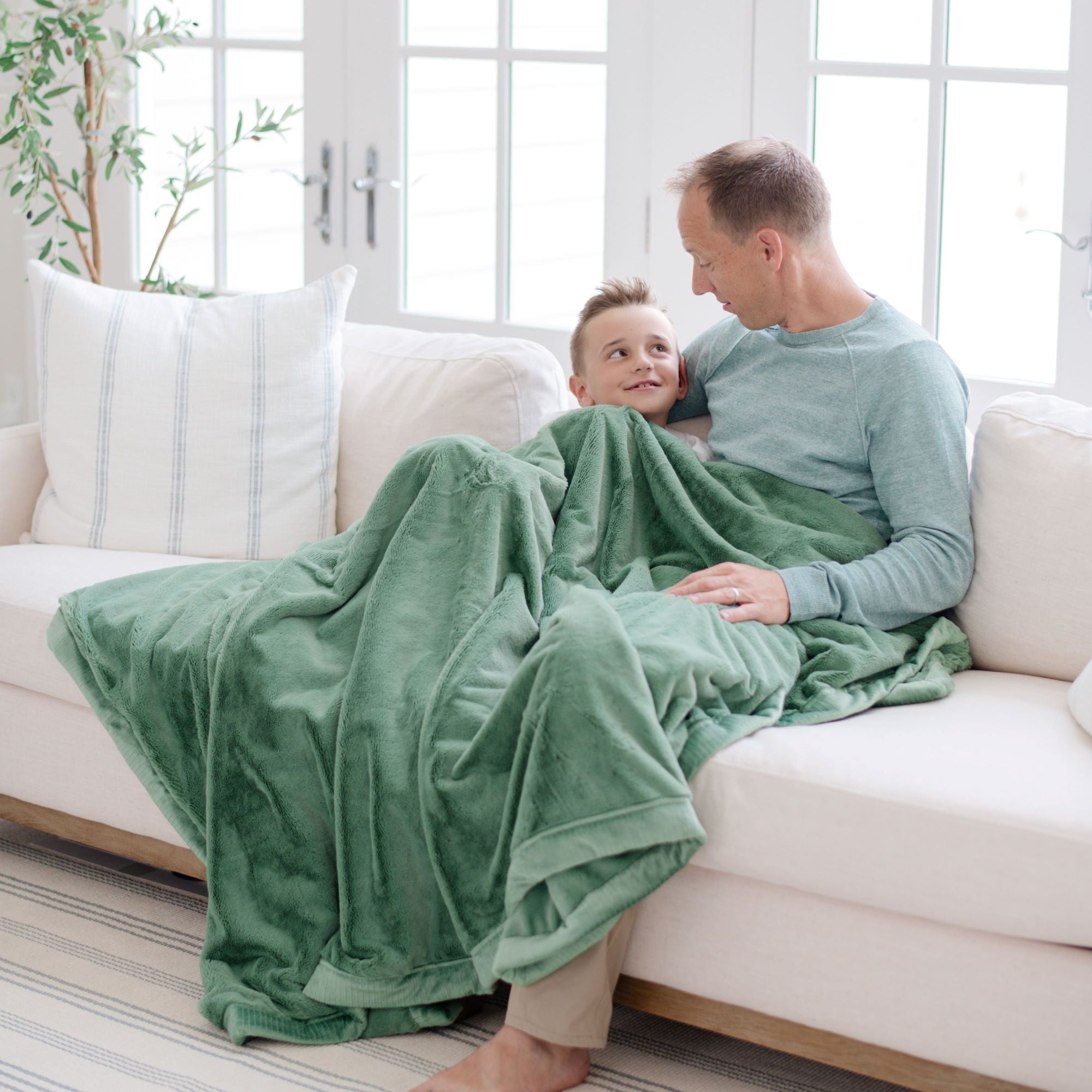 Lush Toddler Blankets by Saranoni