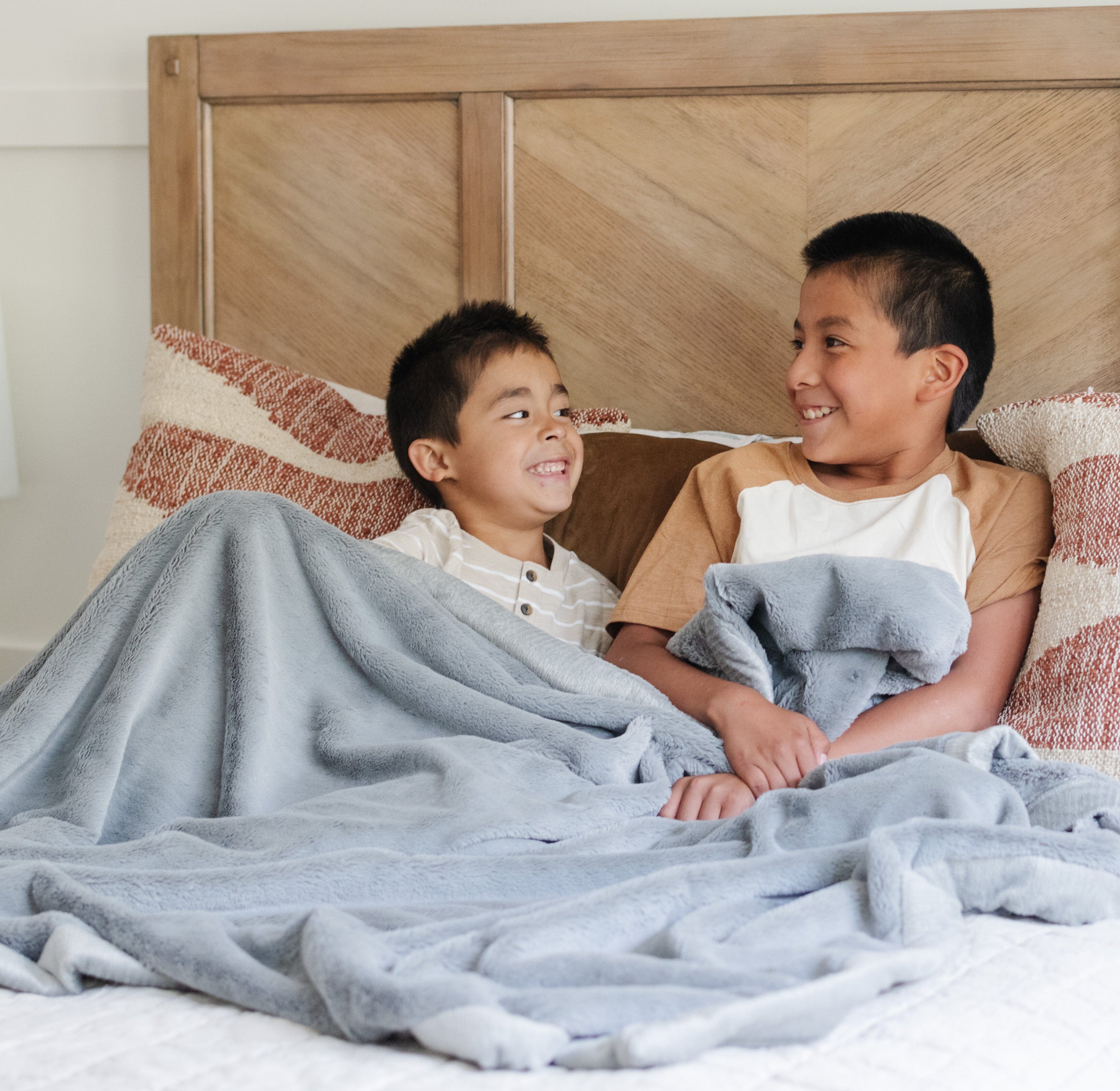 Lush Toddler Blankets by Saranoni