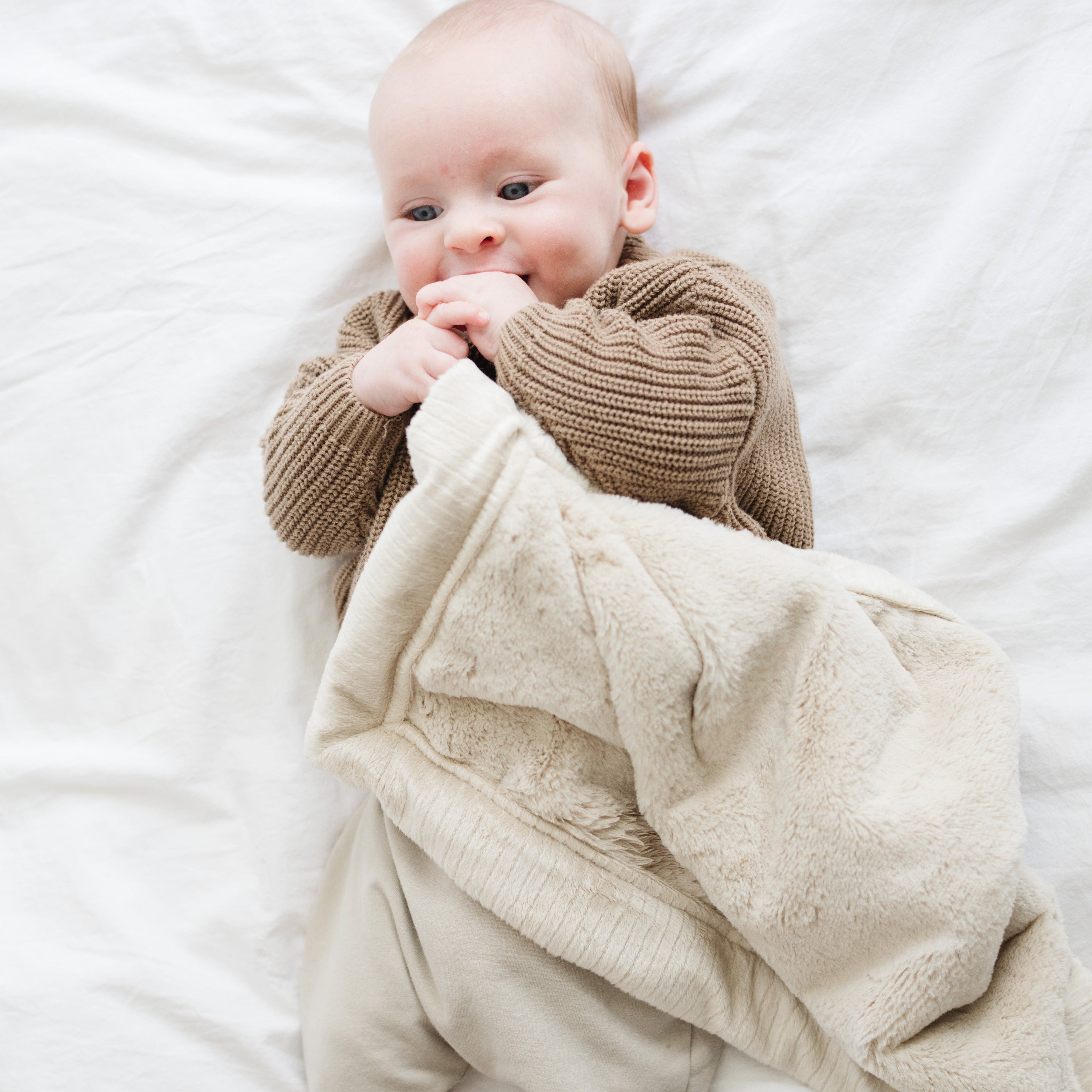 Lush Mini Blankets by Saranoni
