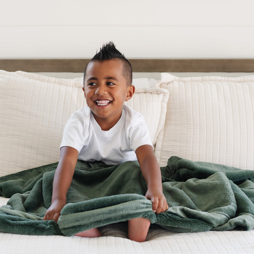Lush Toddler Blankets by Saranoni
