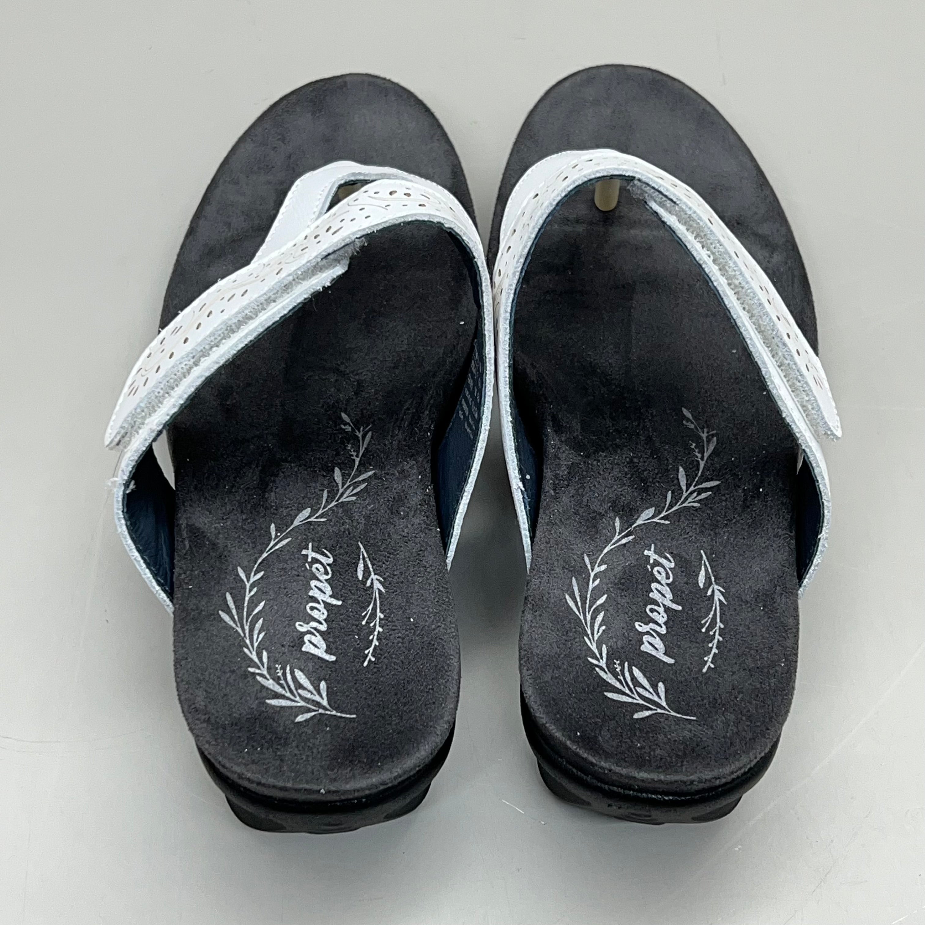PROPET Wynzie Dressy Adjustable Flip Flop Women's Sz 7.5 XX(4E) White WSX051L