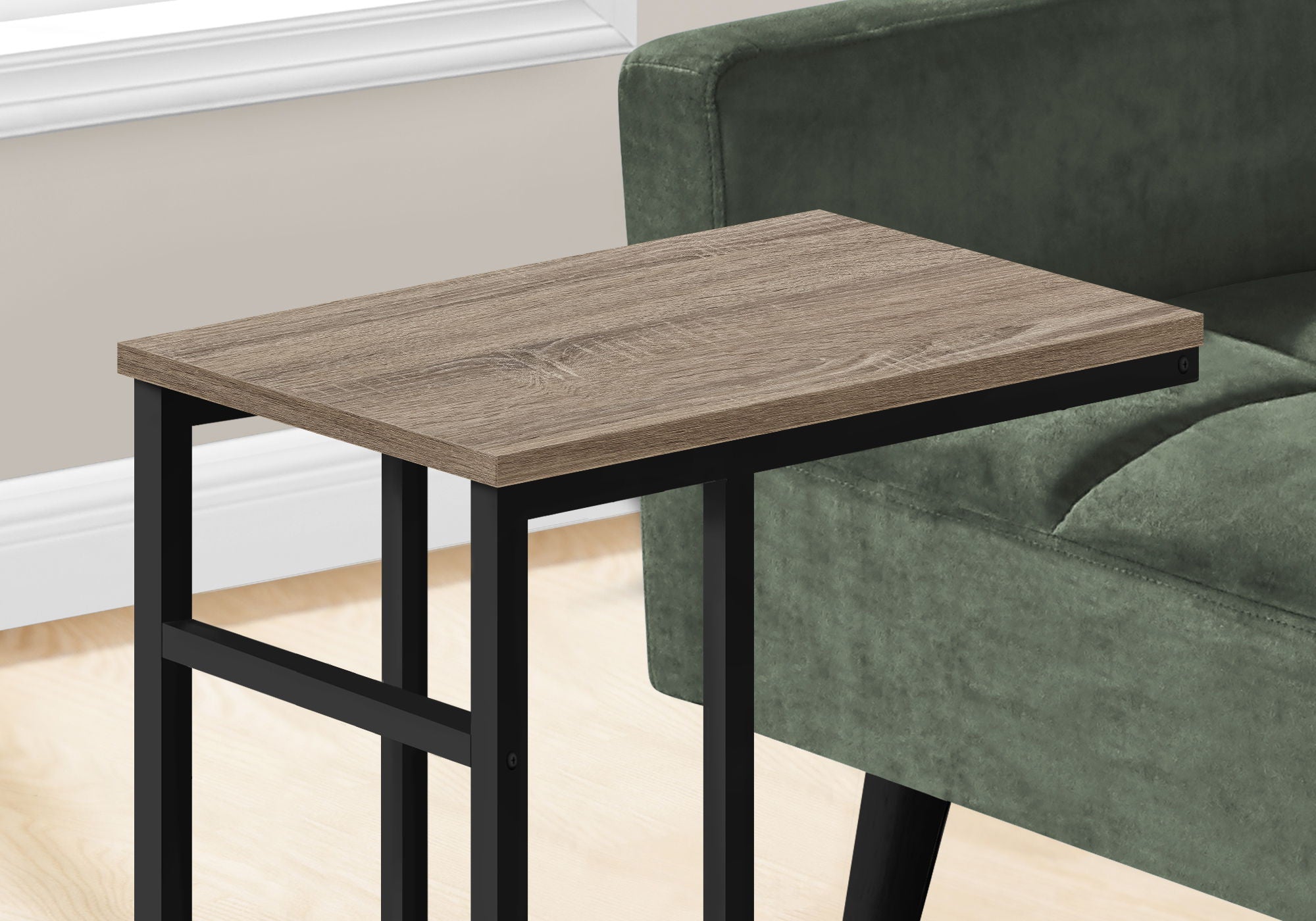 Accent Table, C-Shaped, Contemporary & Modern, Versatile Use