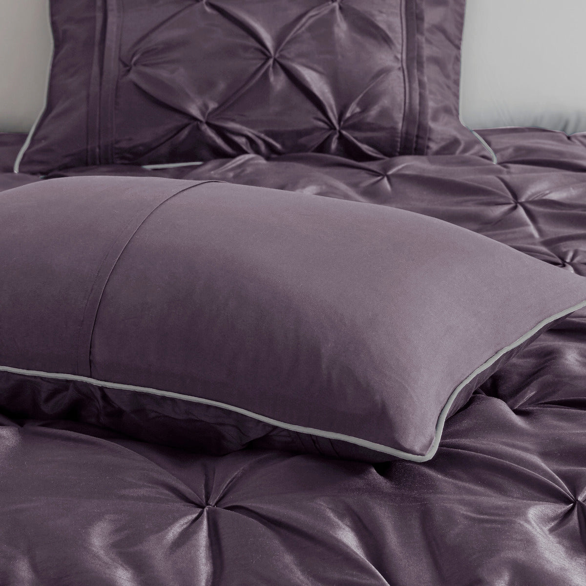 7 Piece Tufted Comforter Set Plum California King
