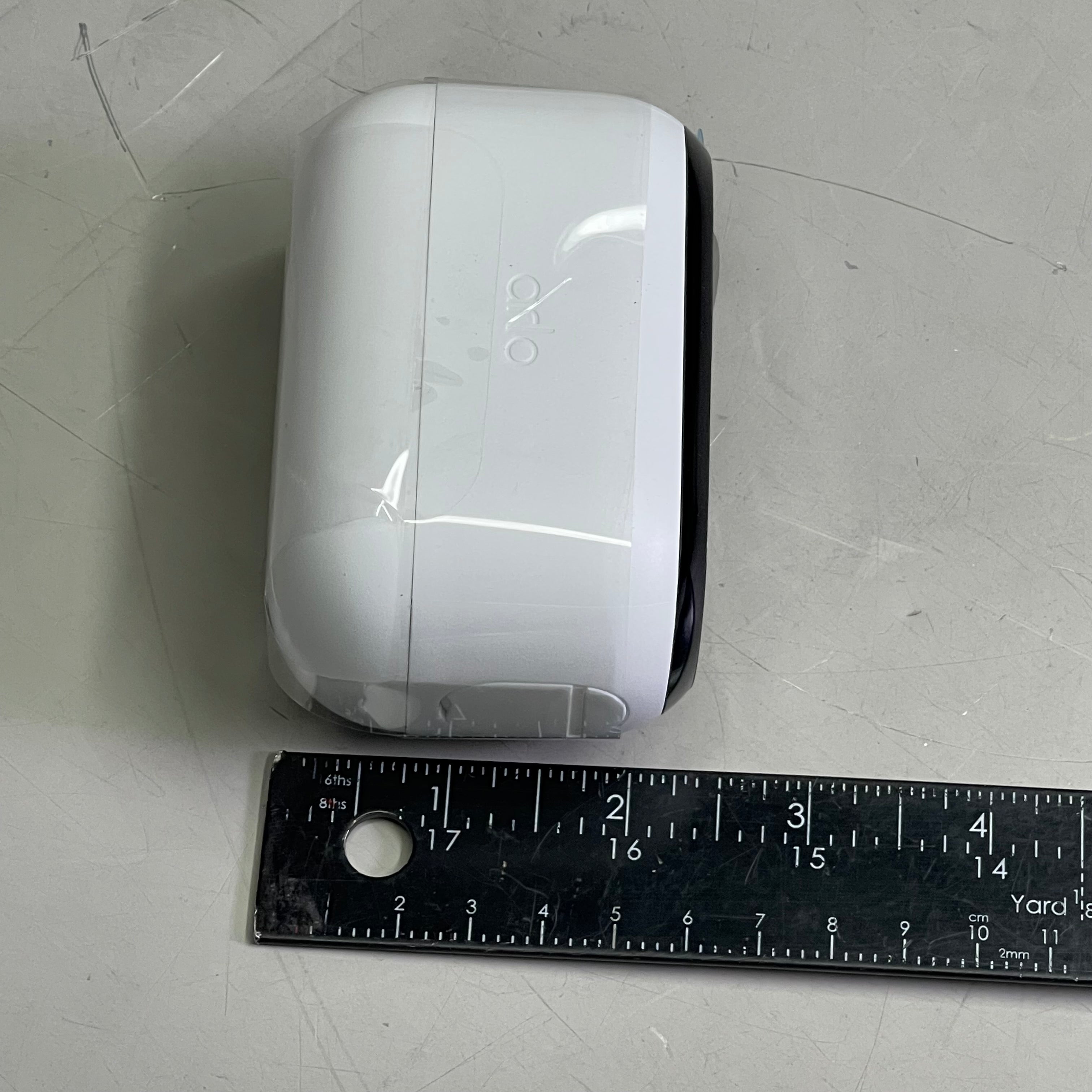 ARLO Essential Outdoor Camera 2nd Gen w/ Color Night Vision 130° FOV White VMC2050-1WMNAS