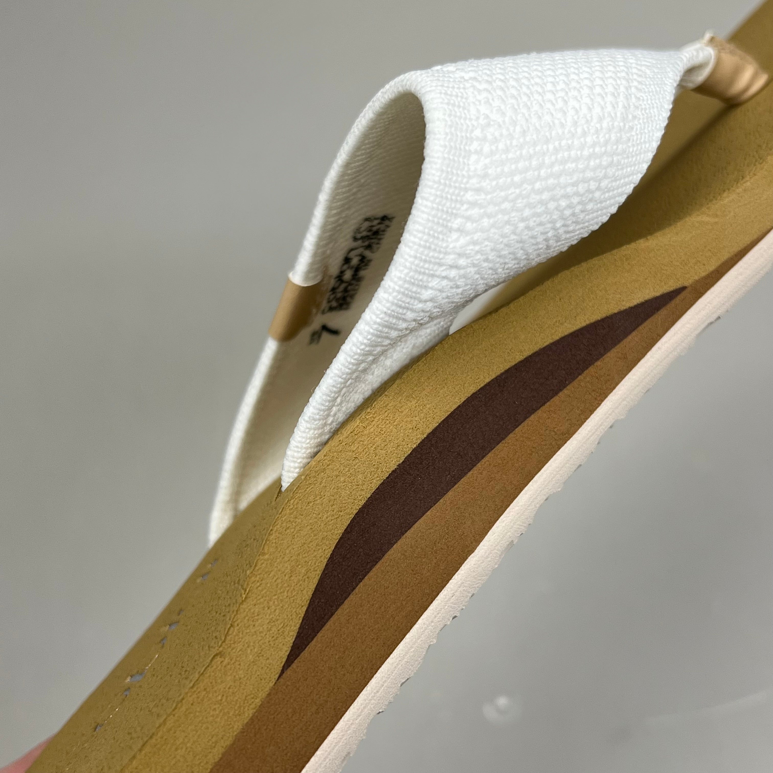 COBIAN Bermuda Bounce Mesh Strap Women's Sz 8 EU 38.5 Cream BEB24-110-8
