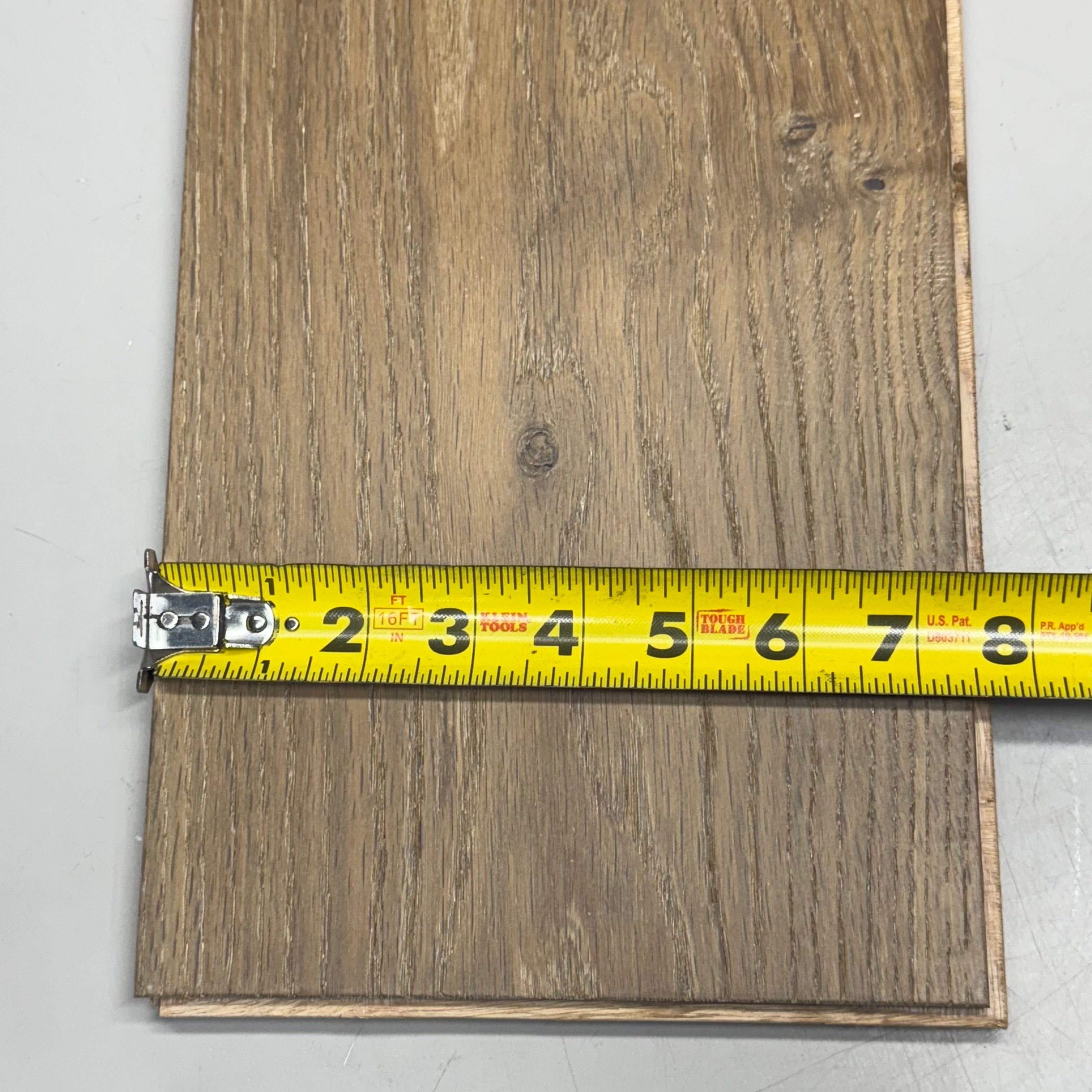 REWARD FLOORING Hardwood Flooring 31.09Sf/CT Sz 5/8” x 7-1/2” x Rl (23”-75”)