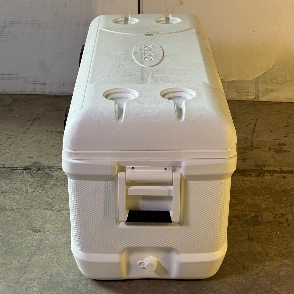 IGLOO MAXCOLD 150 QT Cooler, Marine Contour 4903322