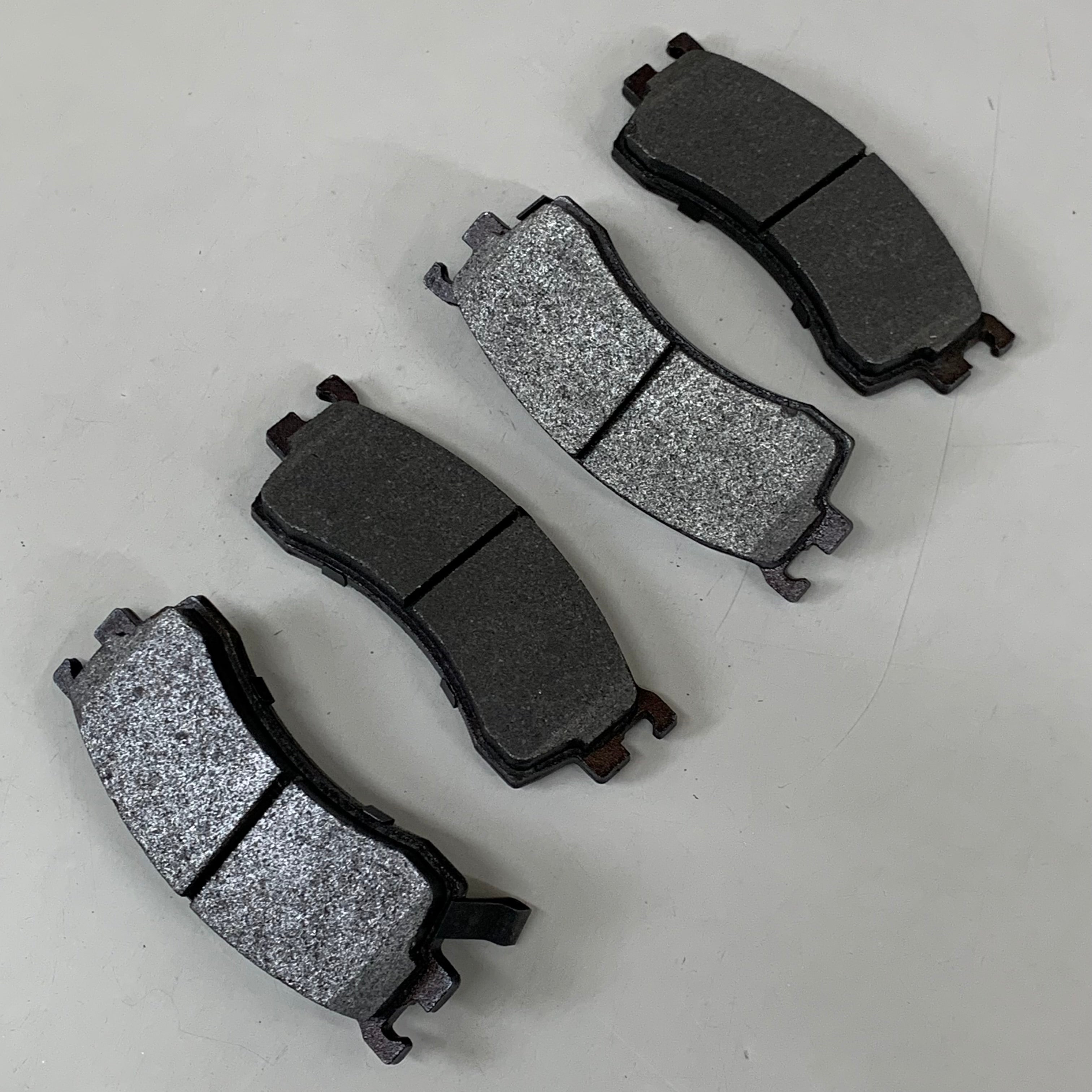 WEAREVER IMPORTS  Semi Met Silver Brake Pads Silver MKD893
