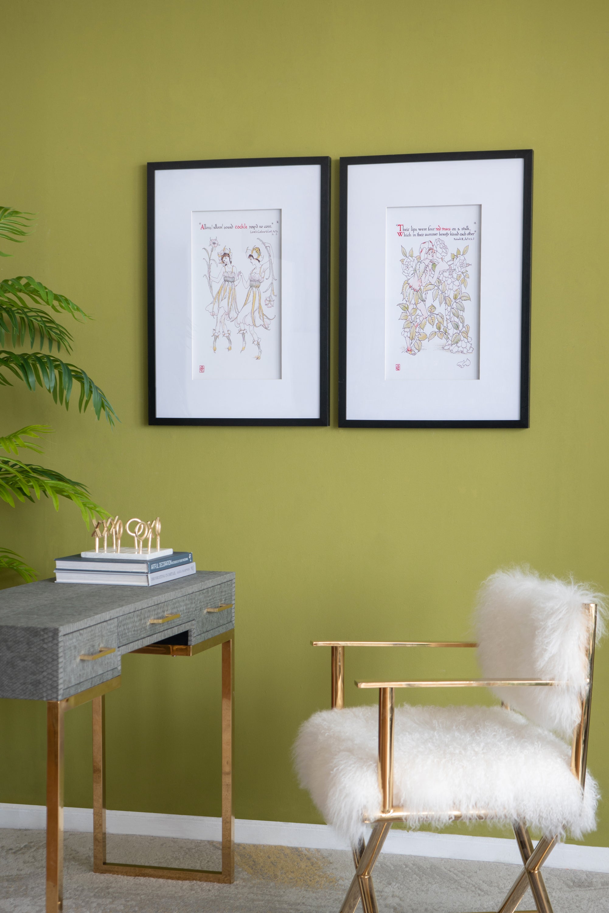 Set of 2 Wall Arts with Black Frames