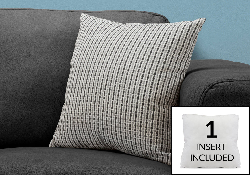 8th Street Square Decorative Throw Pillows with Insert