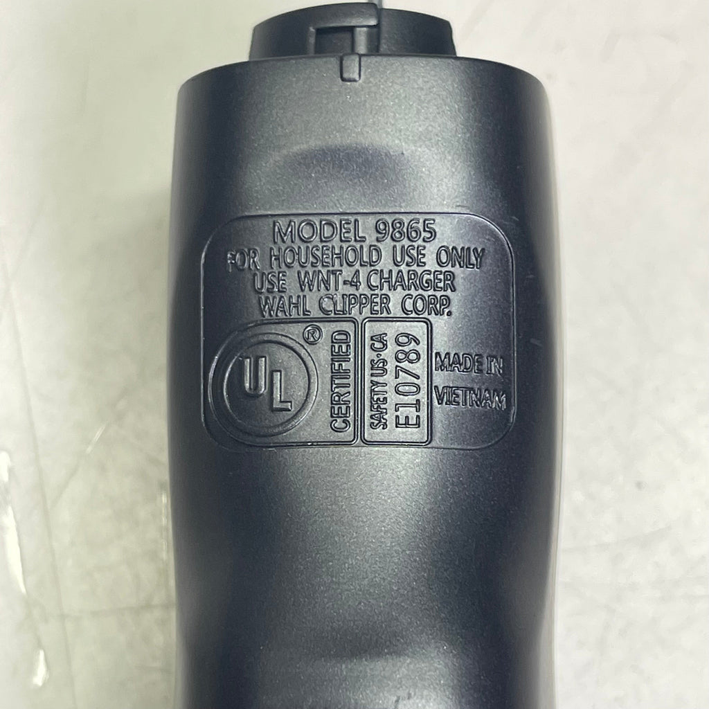 WAHL Groomsman Rechargeable Trimmer Precision Detailer Nose Eyebrow Neckline 3023284