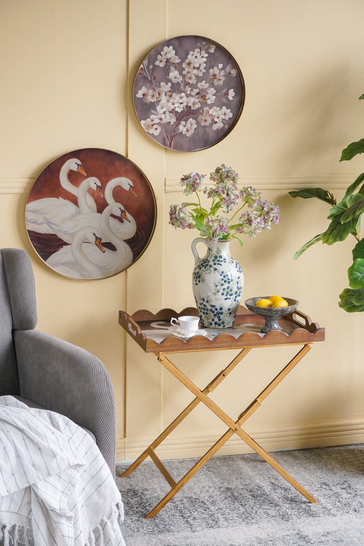 23.5x15.5x24 Brown MDF Tray Table with White Swan Motif and Iron Base