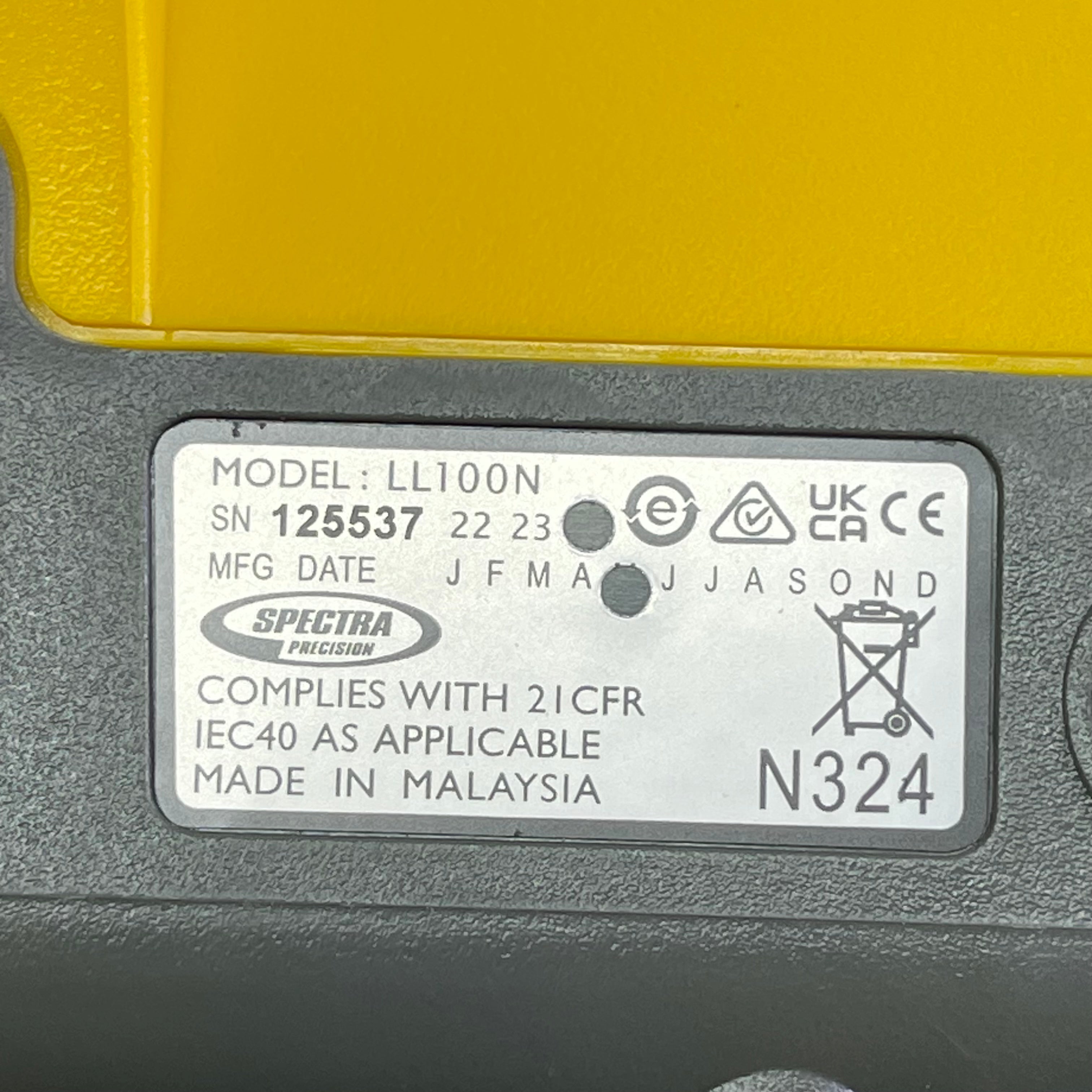 SPECTRA PRESICION Survey Tripod LL100N-3 Self Leveling Laser Level HR320 Receiver