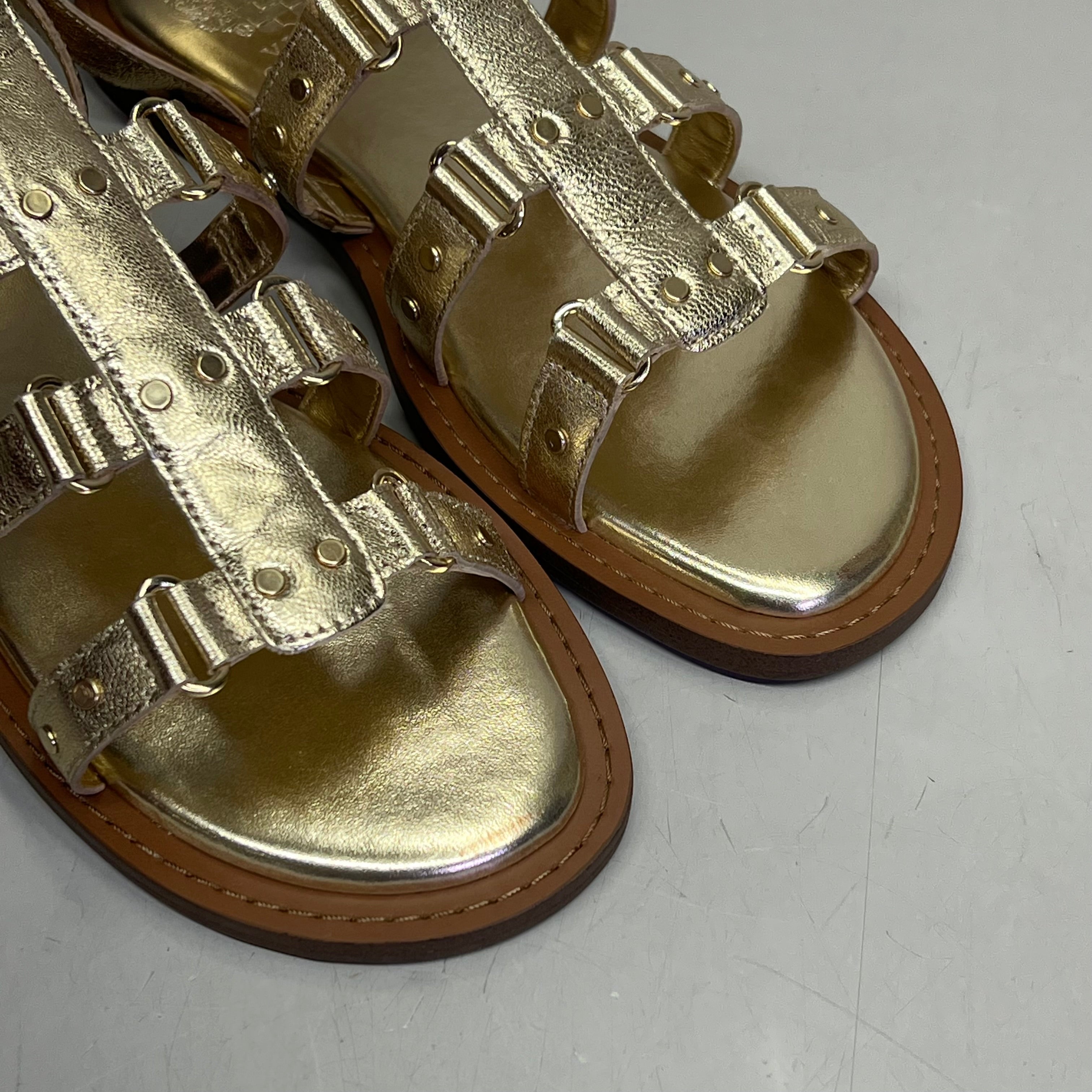VINCE CAMUTO Leather Studded Gladiator Sandals Women's Sz 8.5M Egyptian Gold
