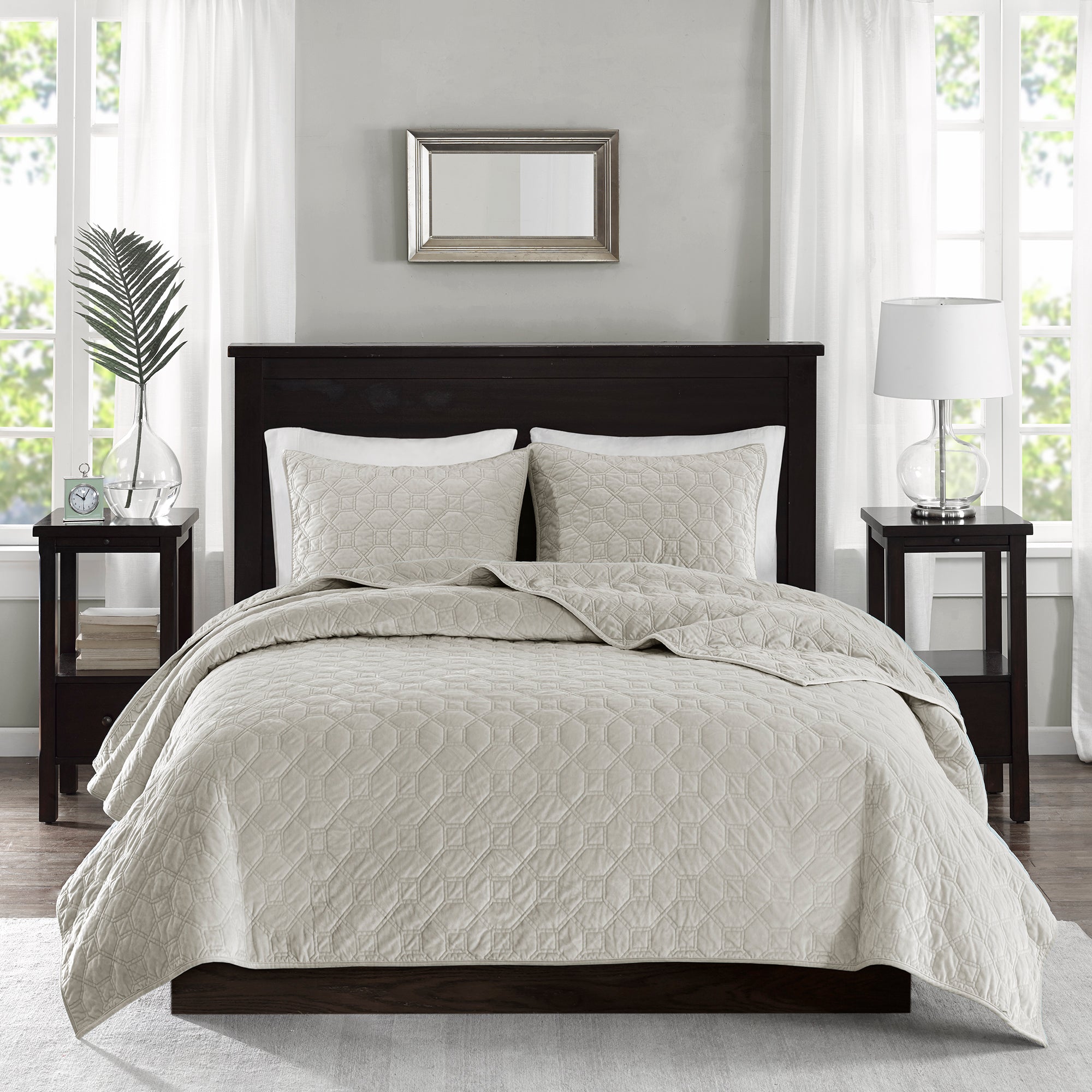 3 Piece Velvet Quilt Set Ivory King/Cal King