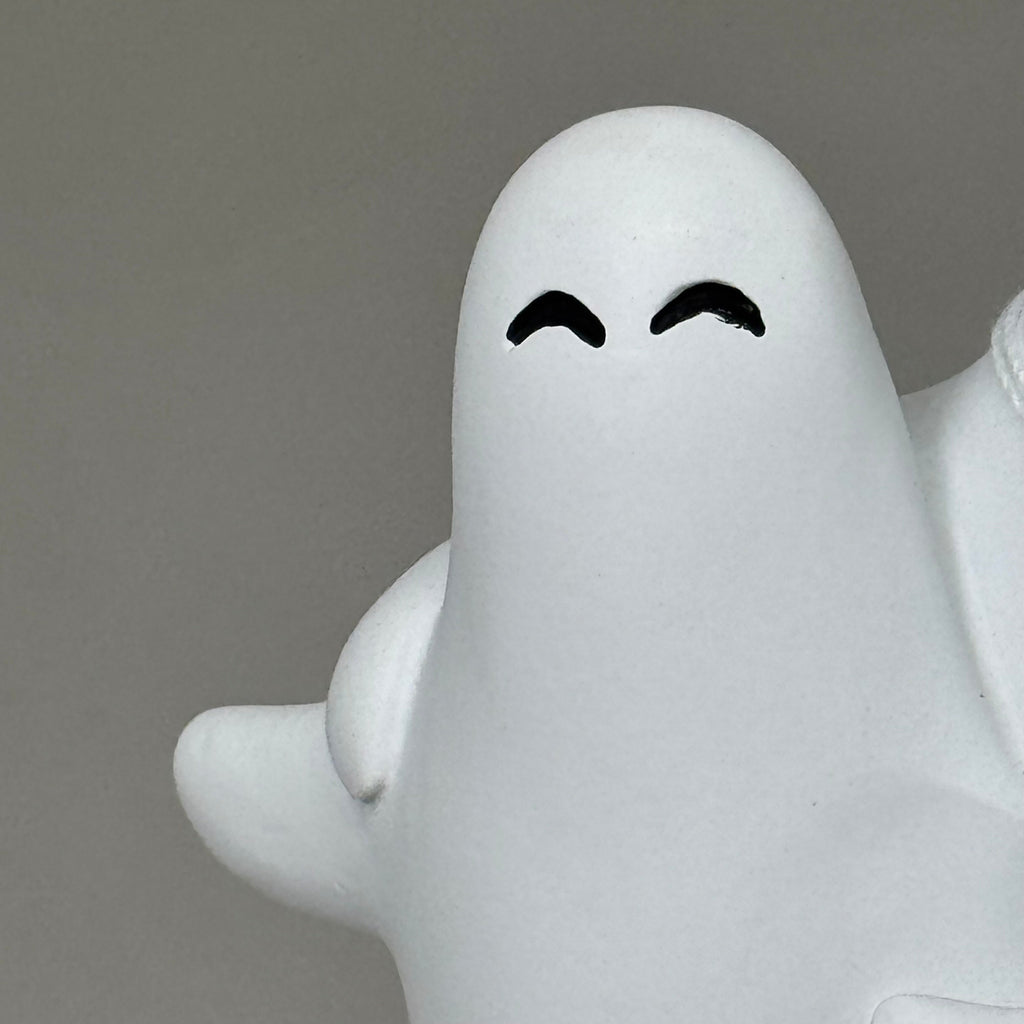 RAZ IMPORT Resin Ghost Family Scaredy Cat Collection Halloween Decor 9" 4420453