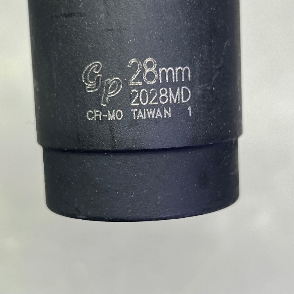 GREY PNEUMATIC CORP Metric Master Sets Alloy Steel Painted 1326MD 1326M (Used)