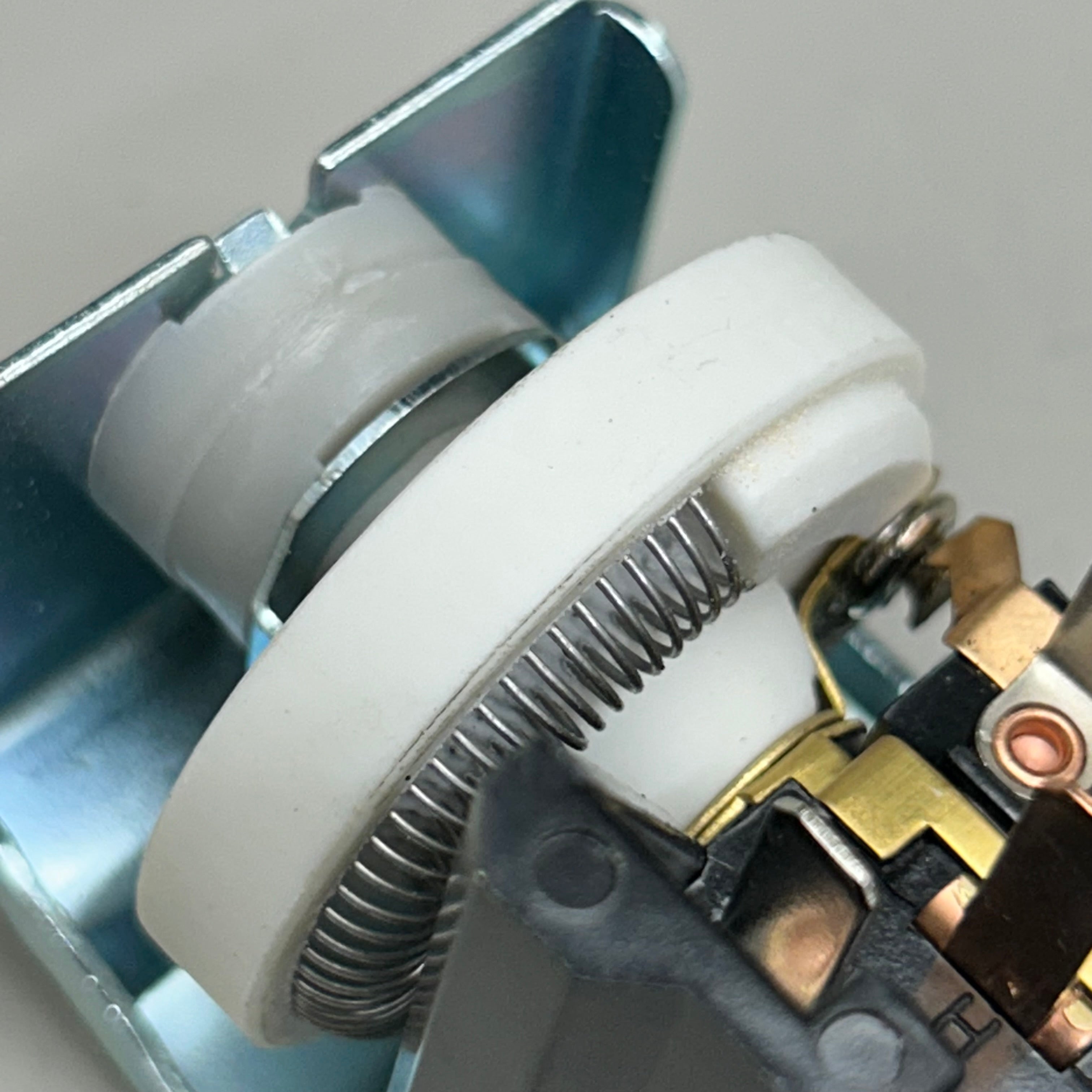 CARQUEST Headlight Switch Interruptor Replacement Part 5251005 (New Other- Slightly Distressed Packaging)