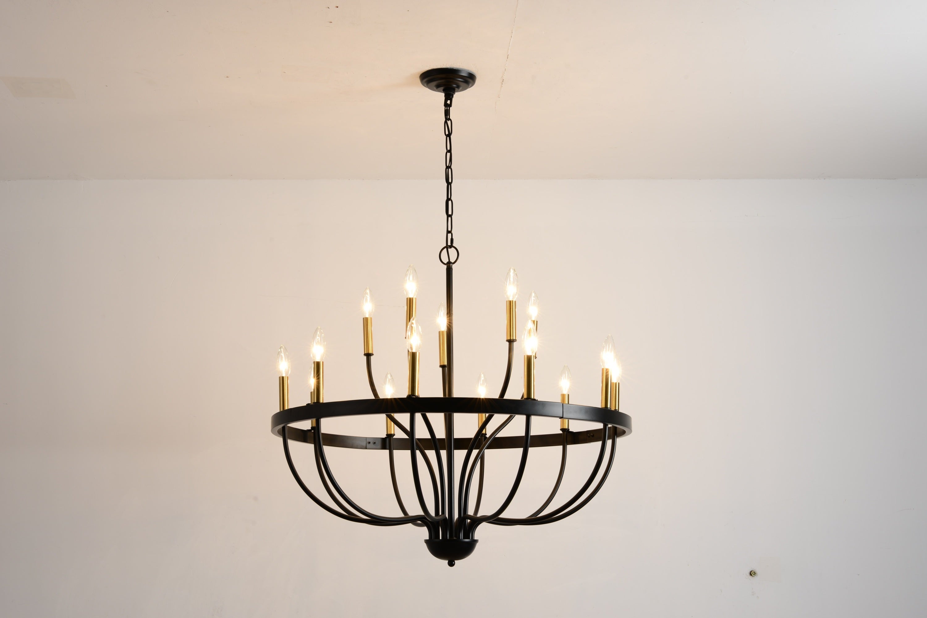 18-Light Industrial Iron Candle Chandelier
