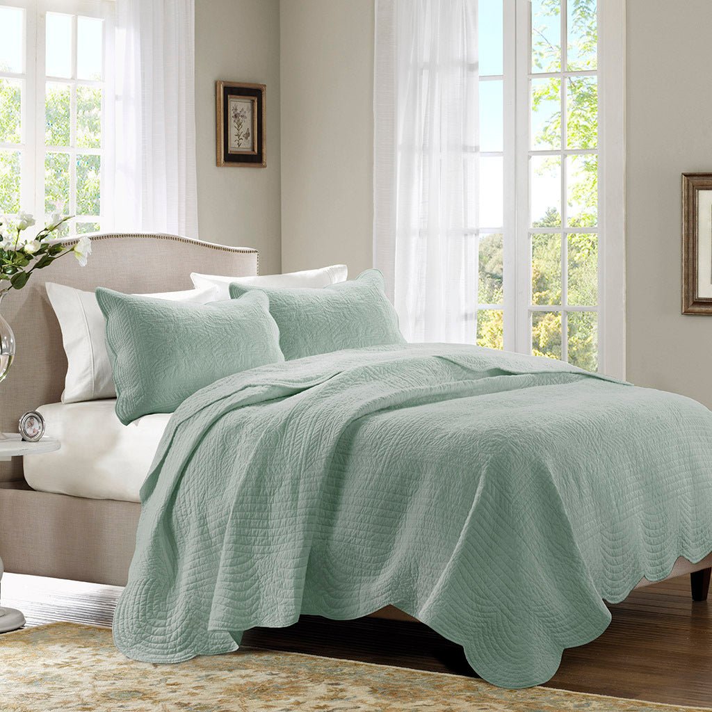 3 Pc Antimicrobial Seafoam Reversible Microfiber Quilt Set
