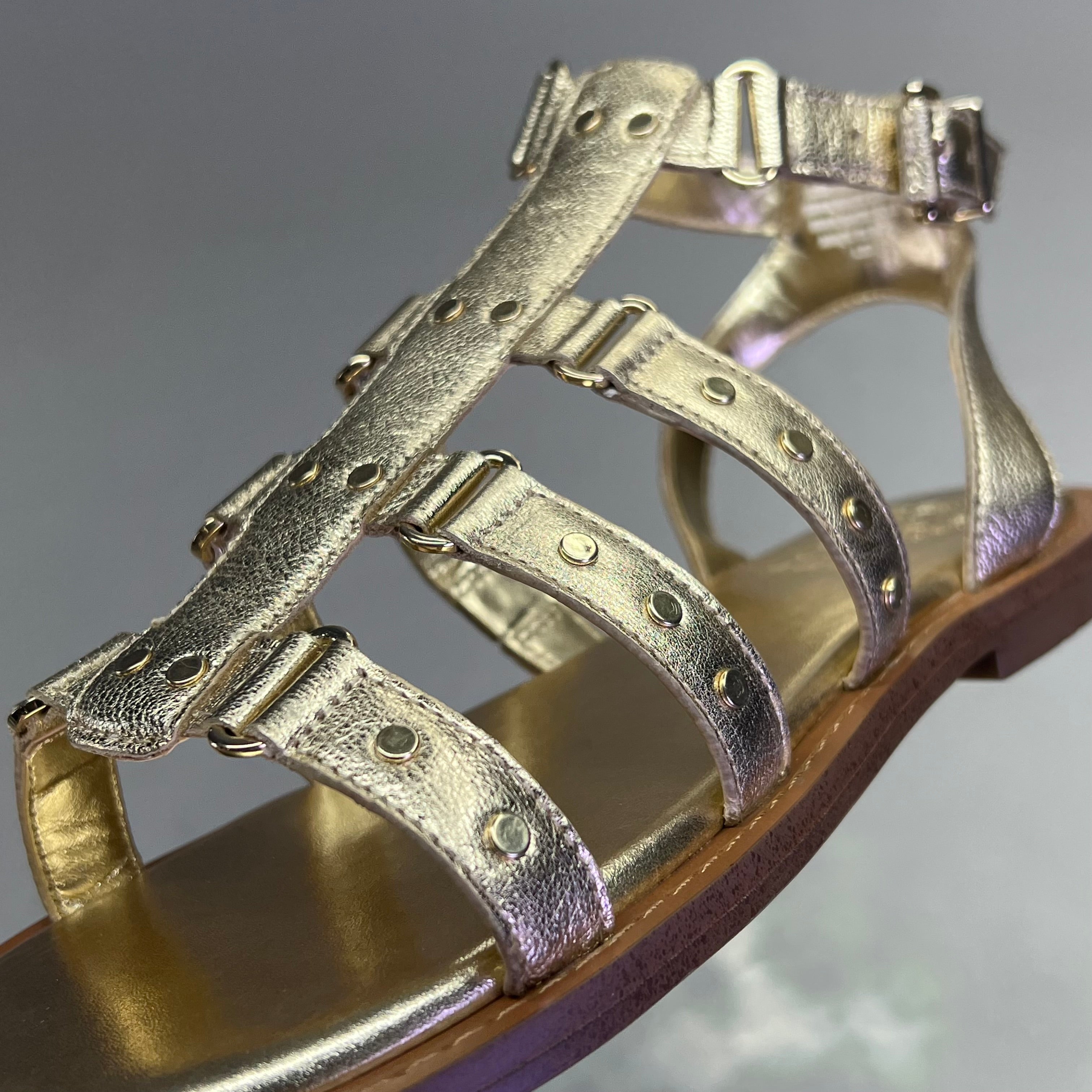 VINCE CAMUTO Leather Studded Gladiator Sandals Women's Sz 7.5M Egyptian Gold