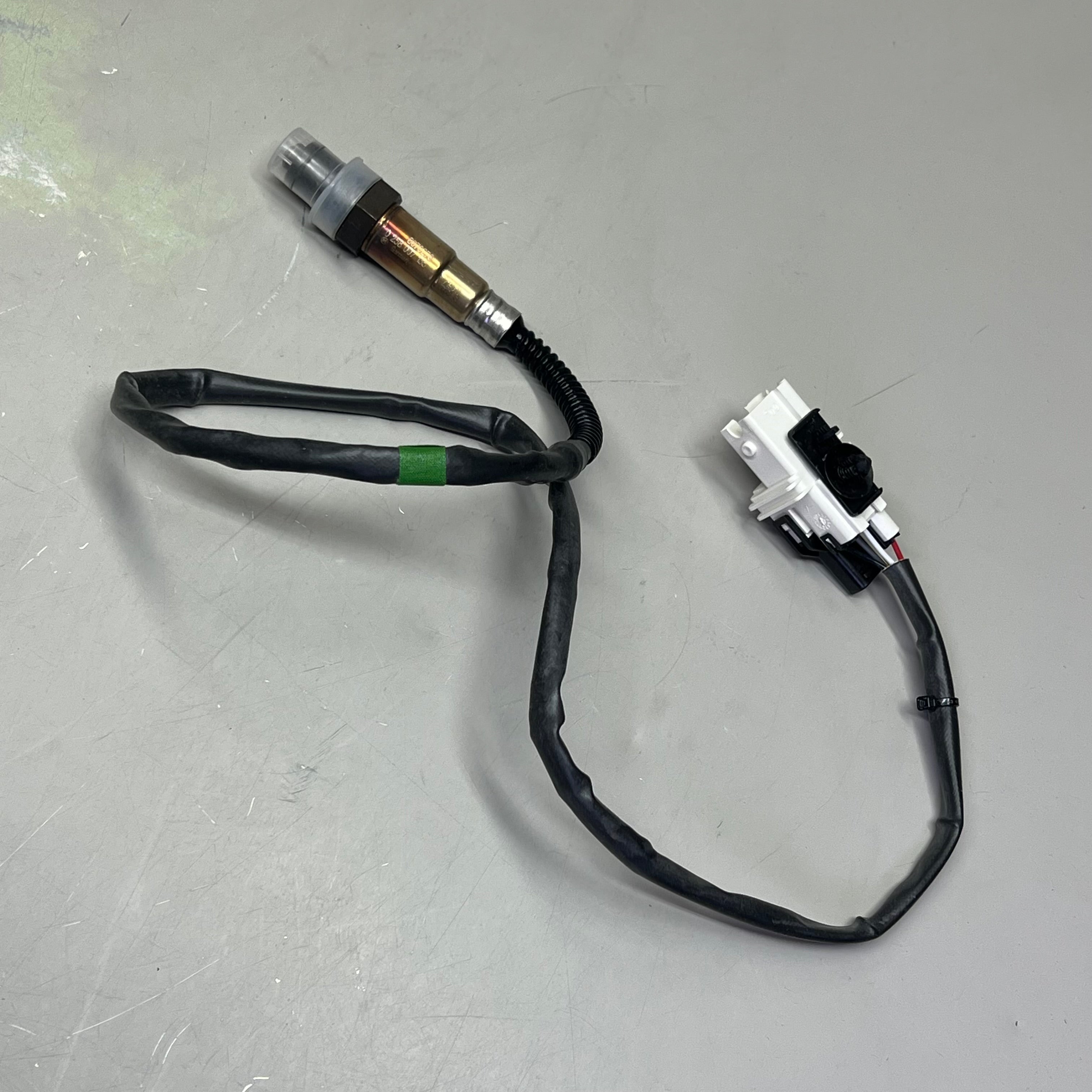 BOSCH Oxygen Sensor Standard Replacement Male Connector Type 17135
