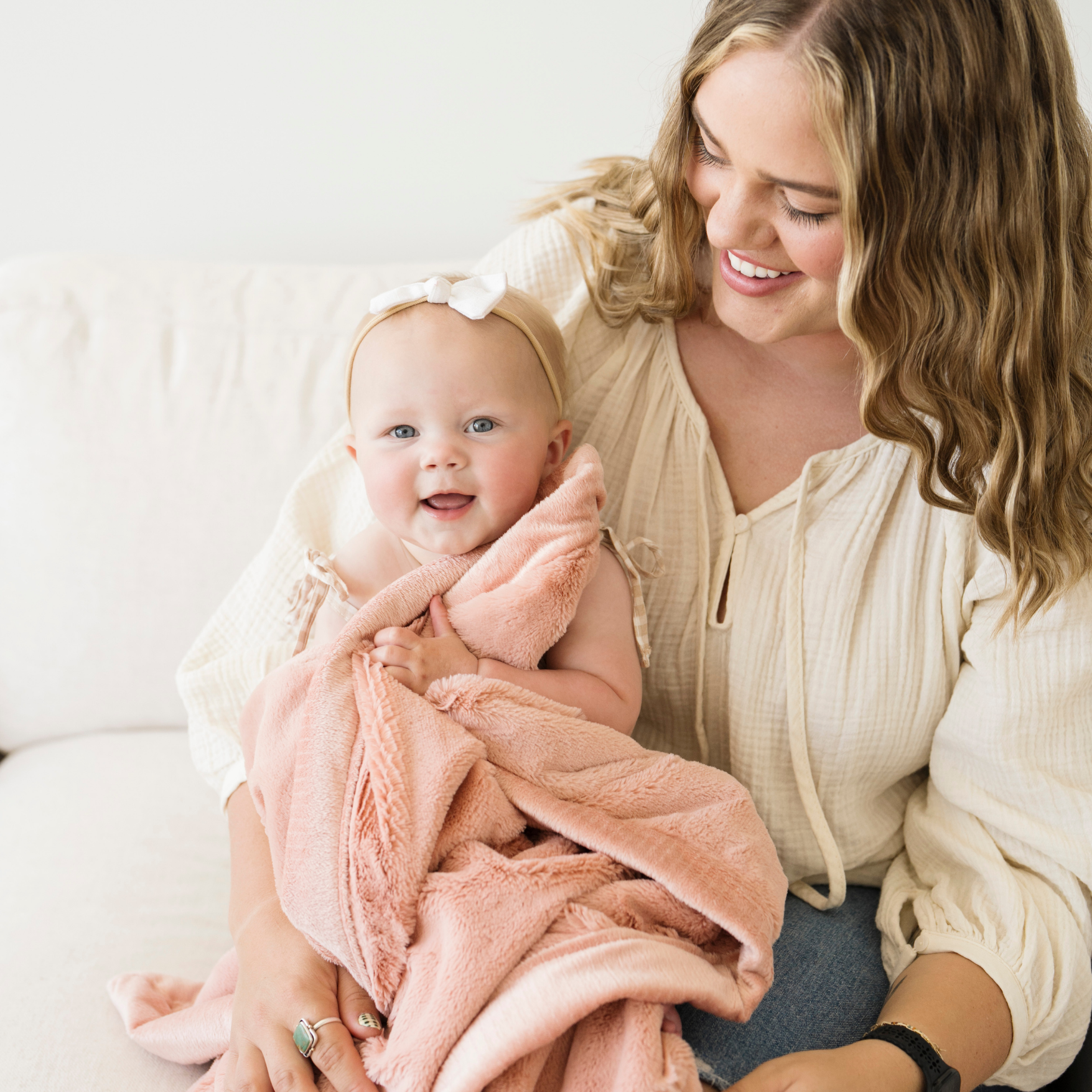 Lush Receiving Blanket 30x40 Inch by Saranoni