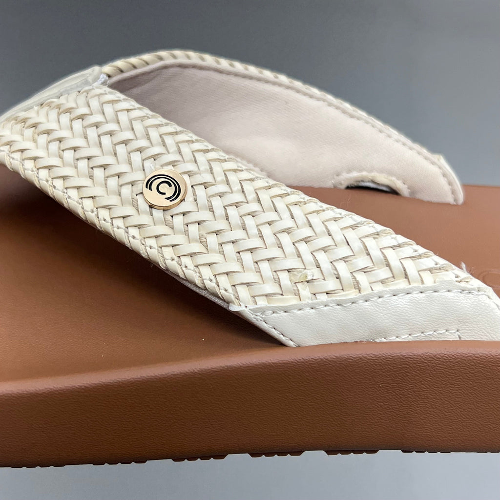 COBIAN Palmilla Braided Synthetic Leather Strap Women's Sz 6 EU 35.5 Cream PAL25-110-6