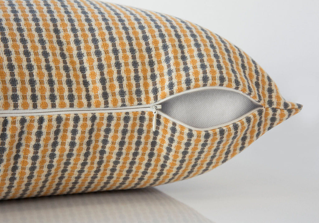 8th Street Square Decorative Throw Pillows with Insert
