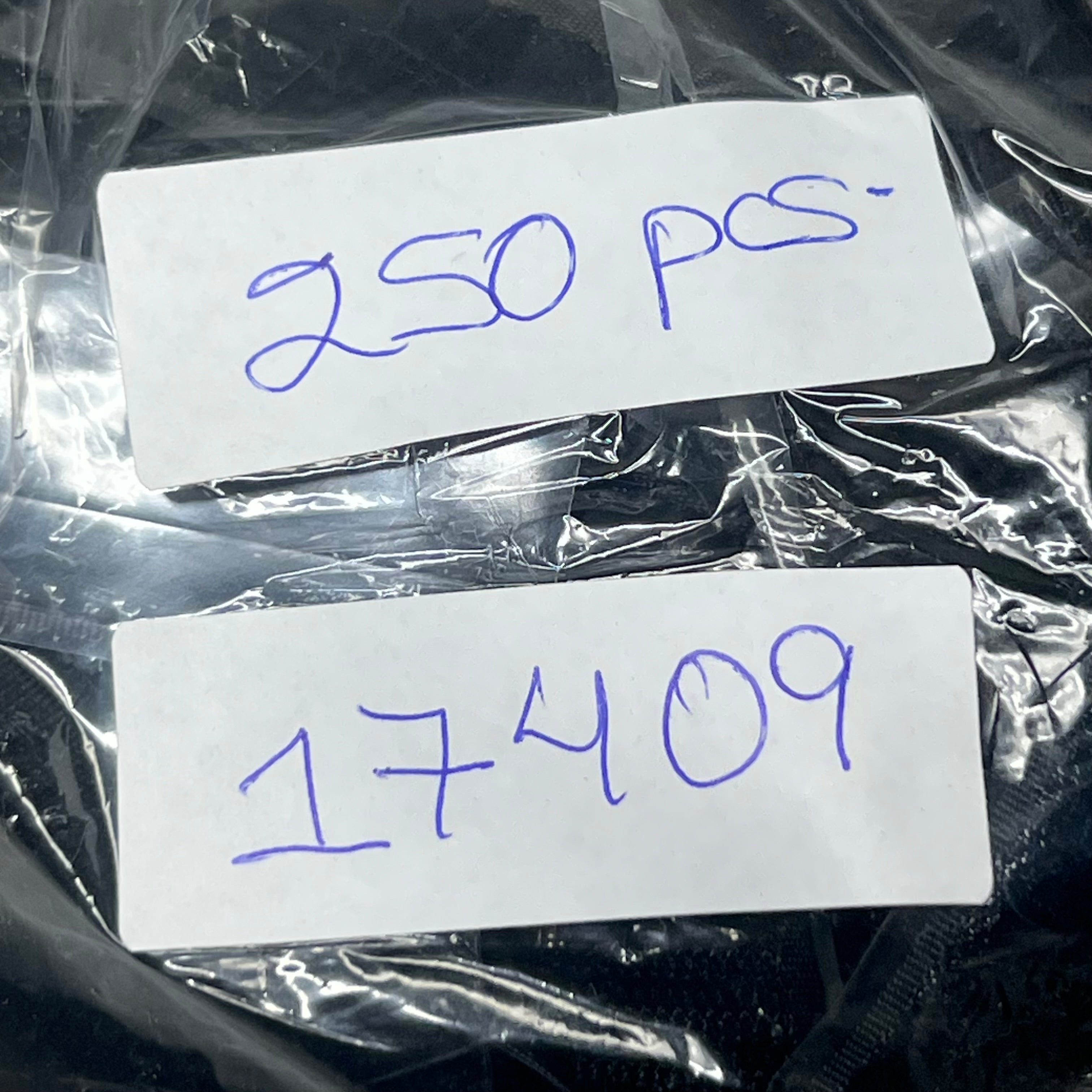 EASTEX (250 Pcs) PSA Loop and Hook Adhesive Sz 1" W X 6.75" L Black 17409