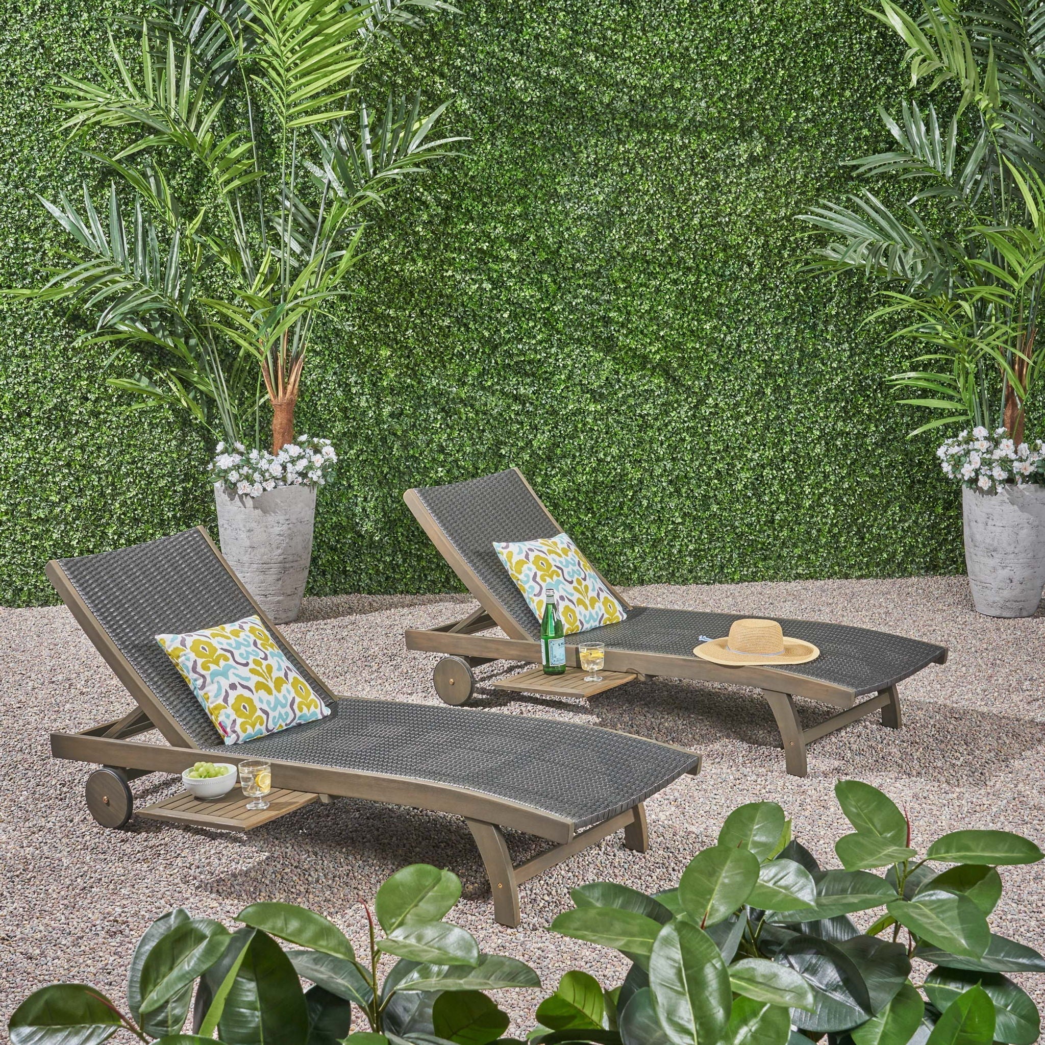Outdoor Chaise Lounge with Pull-Out Tray and Wicker Seat - Gray