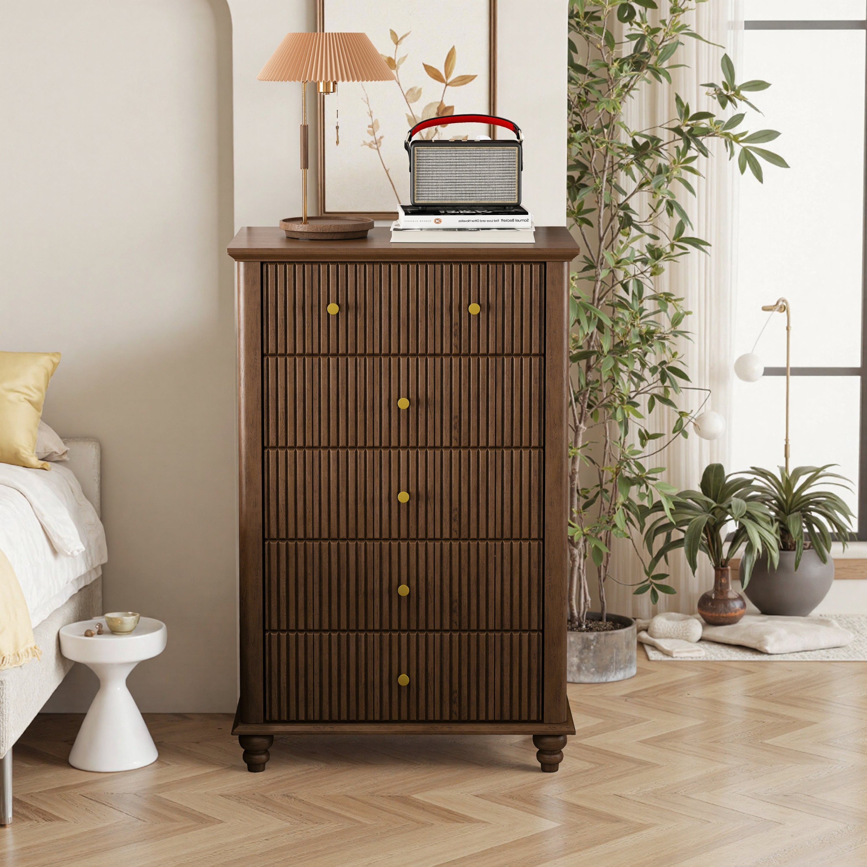 Fluted 5 Drawer Dresser, 45 Inch Tall Modern Chest of Drawers