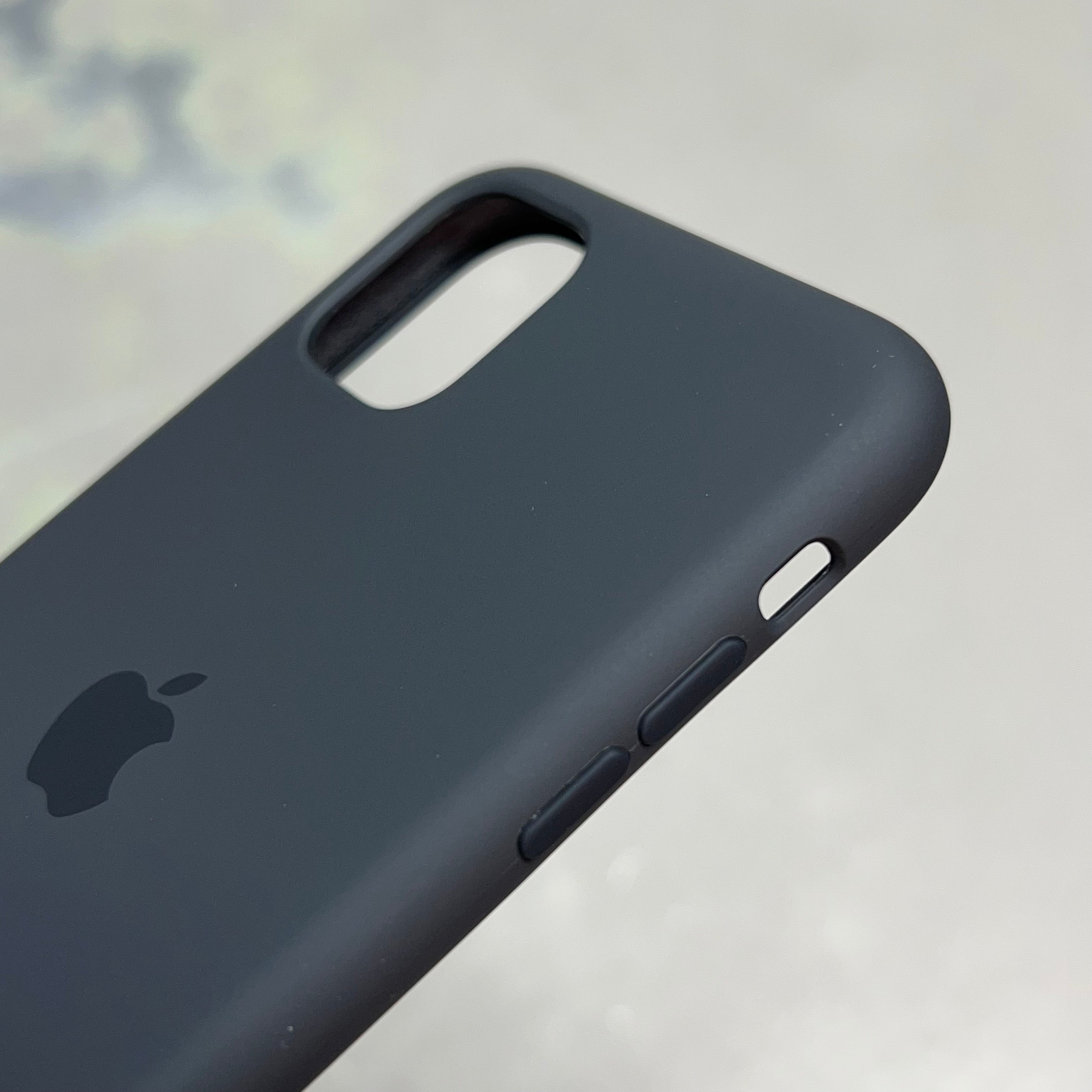 APPLE iPhone 11 Silicone Case Microfiber Lined Case Black MWVU2ZM/A (Return)
