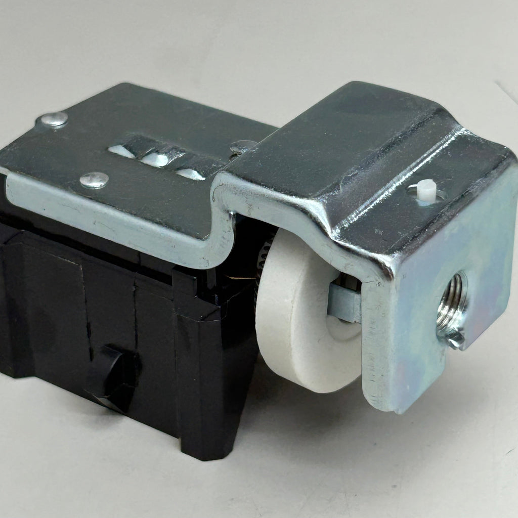CARQUEST Headlight Switch Interruptor Replacement Part 5251005 (New Other- Slightly Distressed Packaging)
