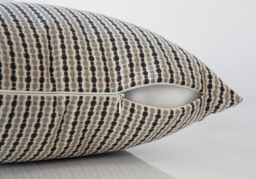 8th Street Square Decorative Throw Pillows with Insert