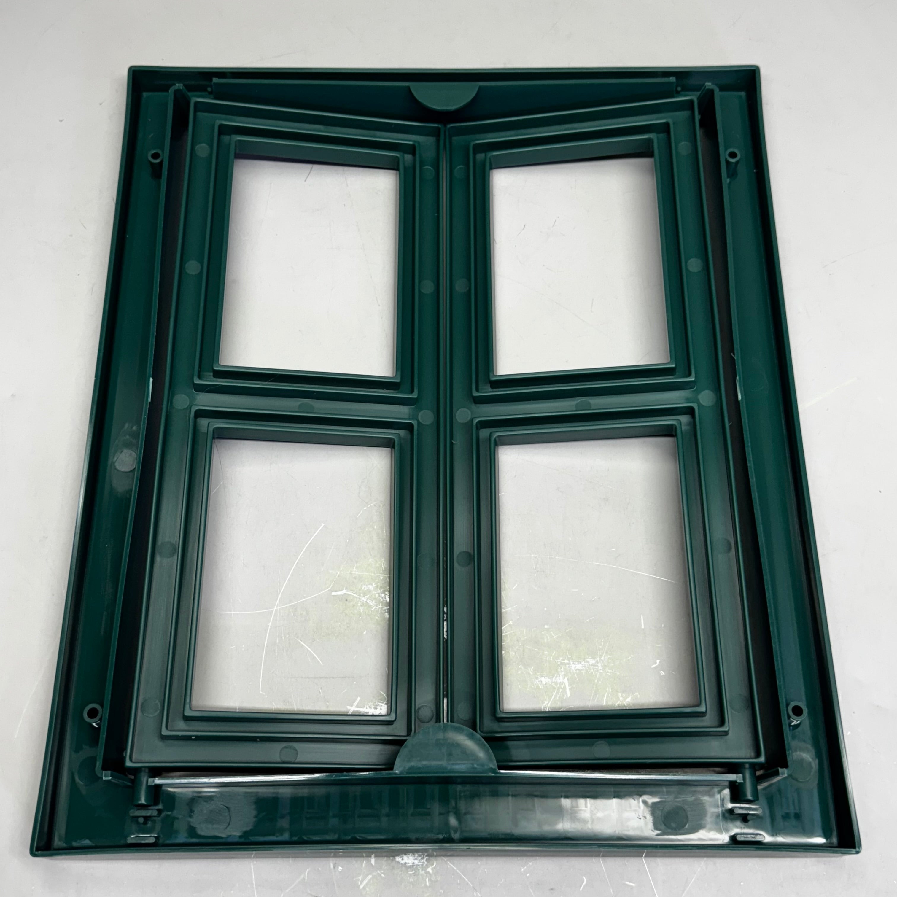 Green Plastic Window Frame Sz 13.5"W x 16"H 71-5004