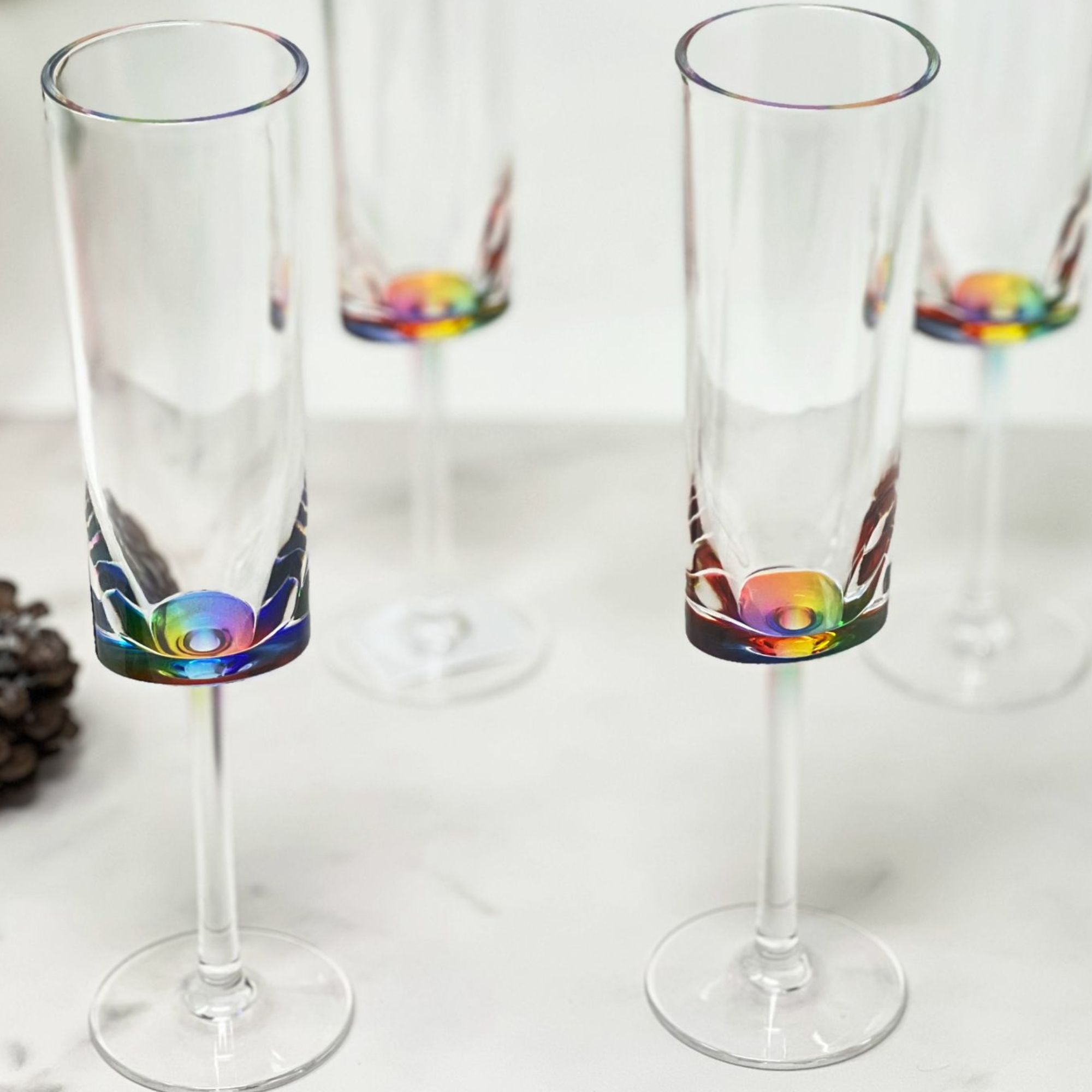 Halo - Oval Unbreakable Plastic Champagne Flutes Acrylic Wedding Glasses, 4Oz Capacity (Set of 4) - Clear