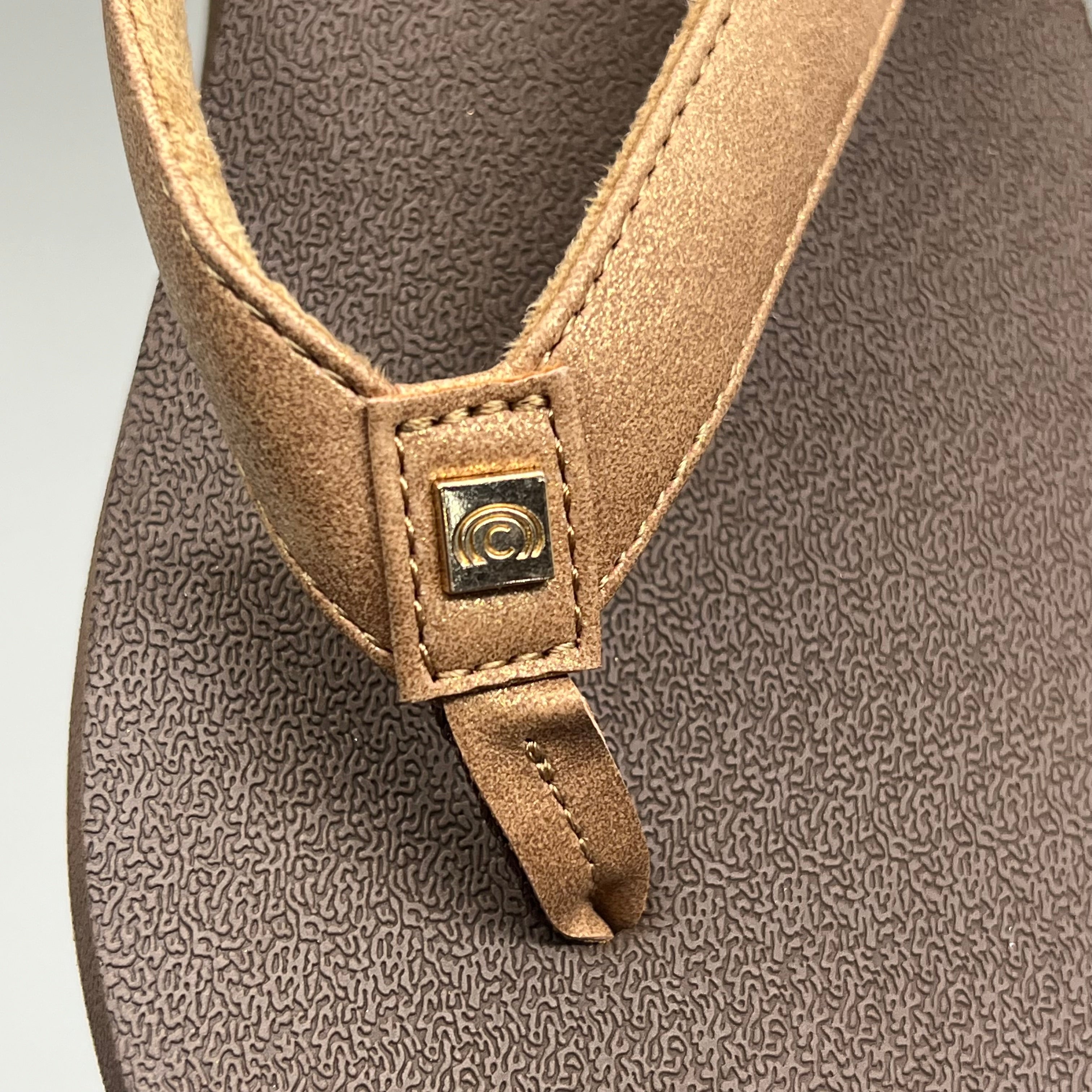 COBIAN Skinny Bounce Comfortable Synthetic Strap Women's Sz 7 Tan SKI25-230-07