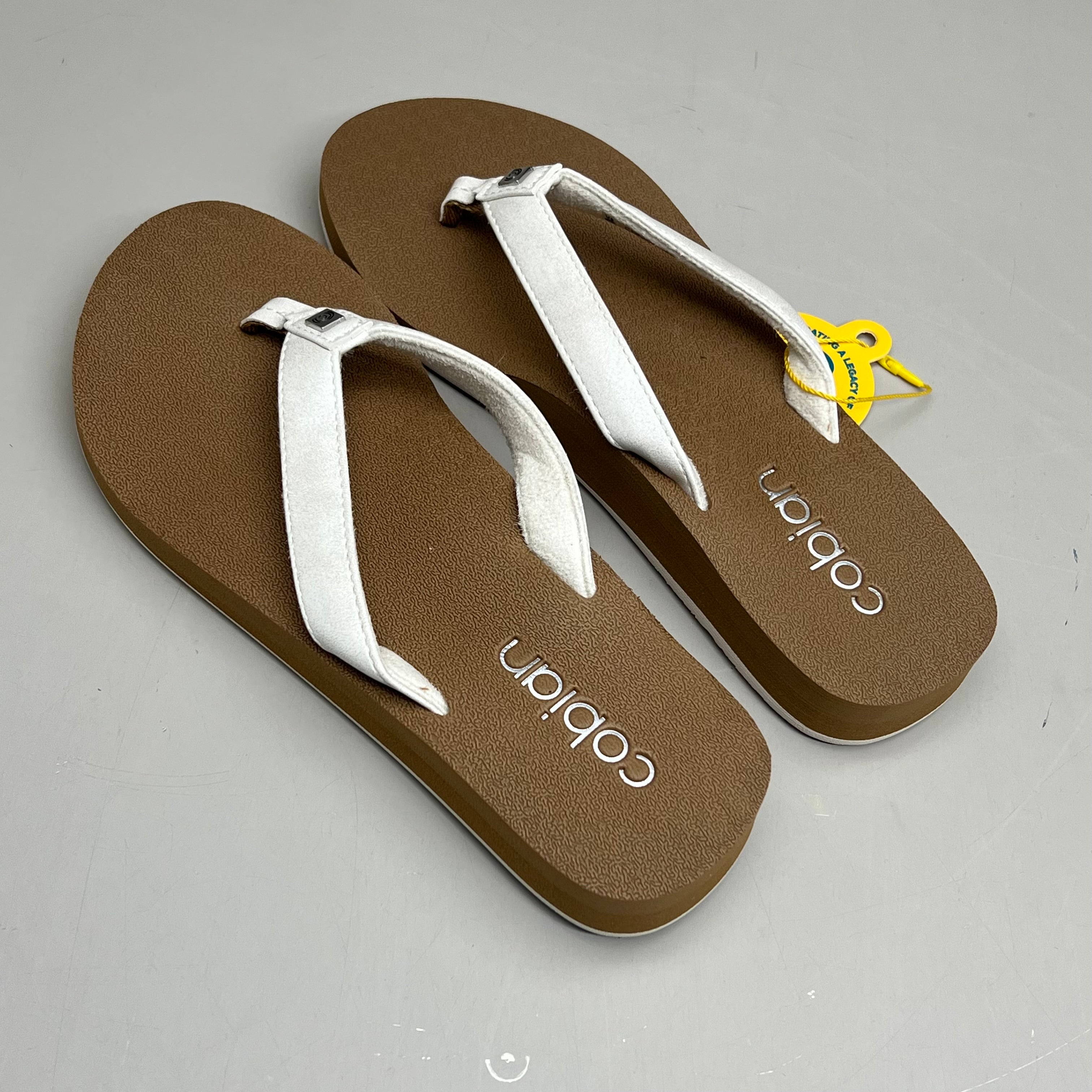 COBIAN Skinny Bounce Comfortable Synthetic Strap Women's Sz 7 White SKI25-110-07