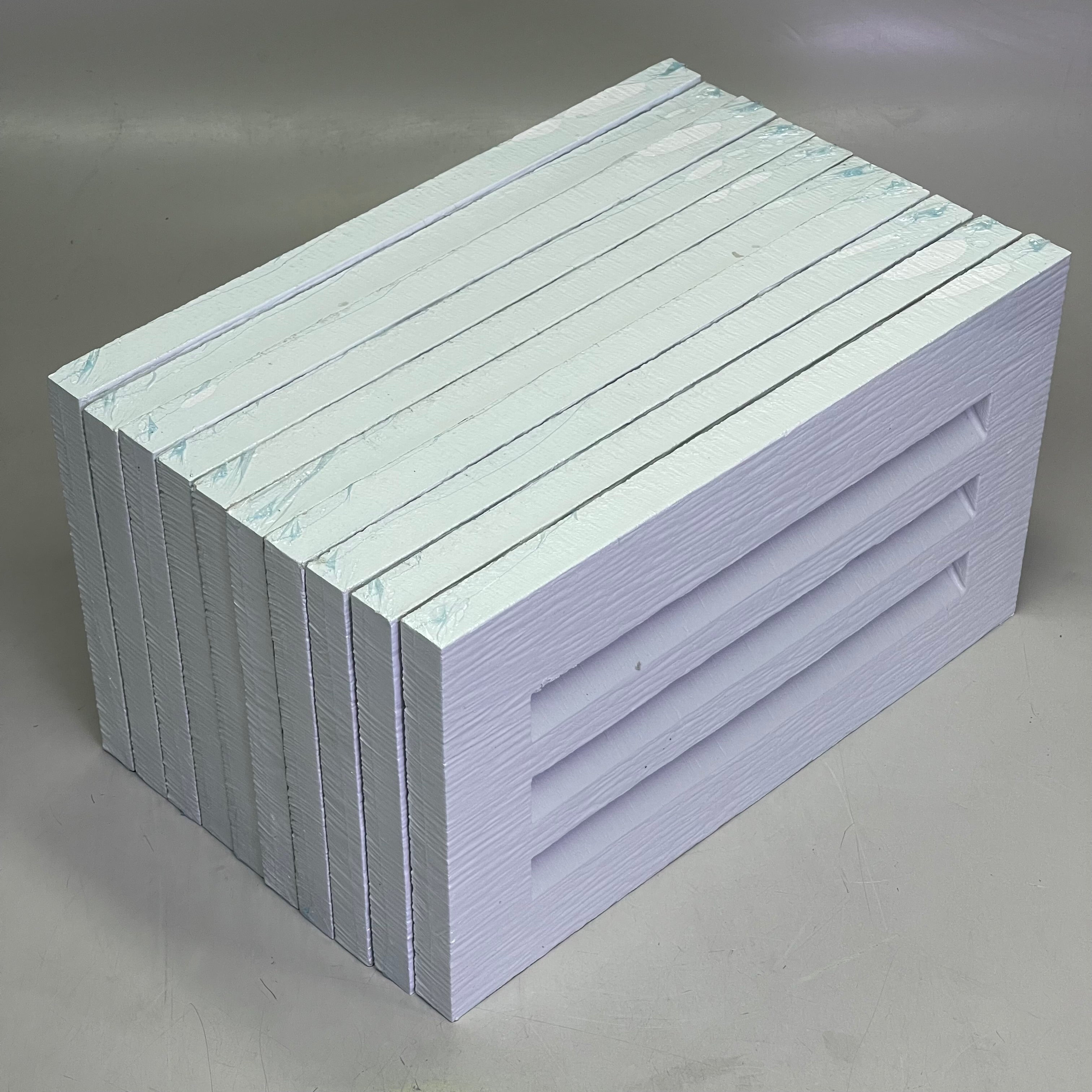 PORTLANDPRODUCTS (10 PACK) Rustic House Vent O/D 9.25" x 16" with 1" x 12" Slots Arctic White AWR408HV
