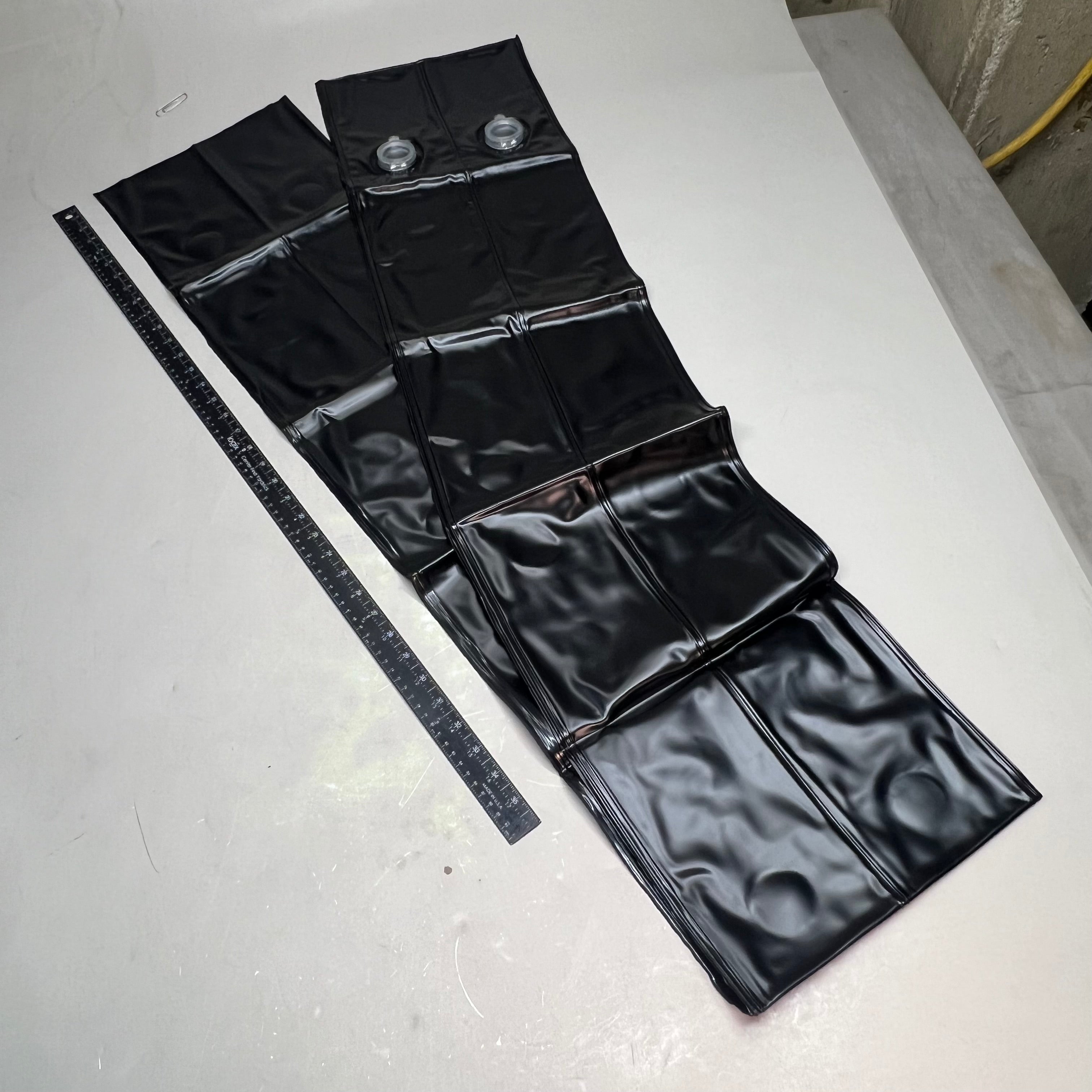 GLI Heavy Duty Double Water Tube Pool Cover 8' Black 50-0008WTD-HD-BLK