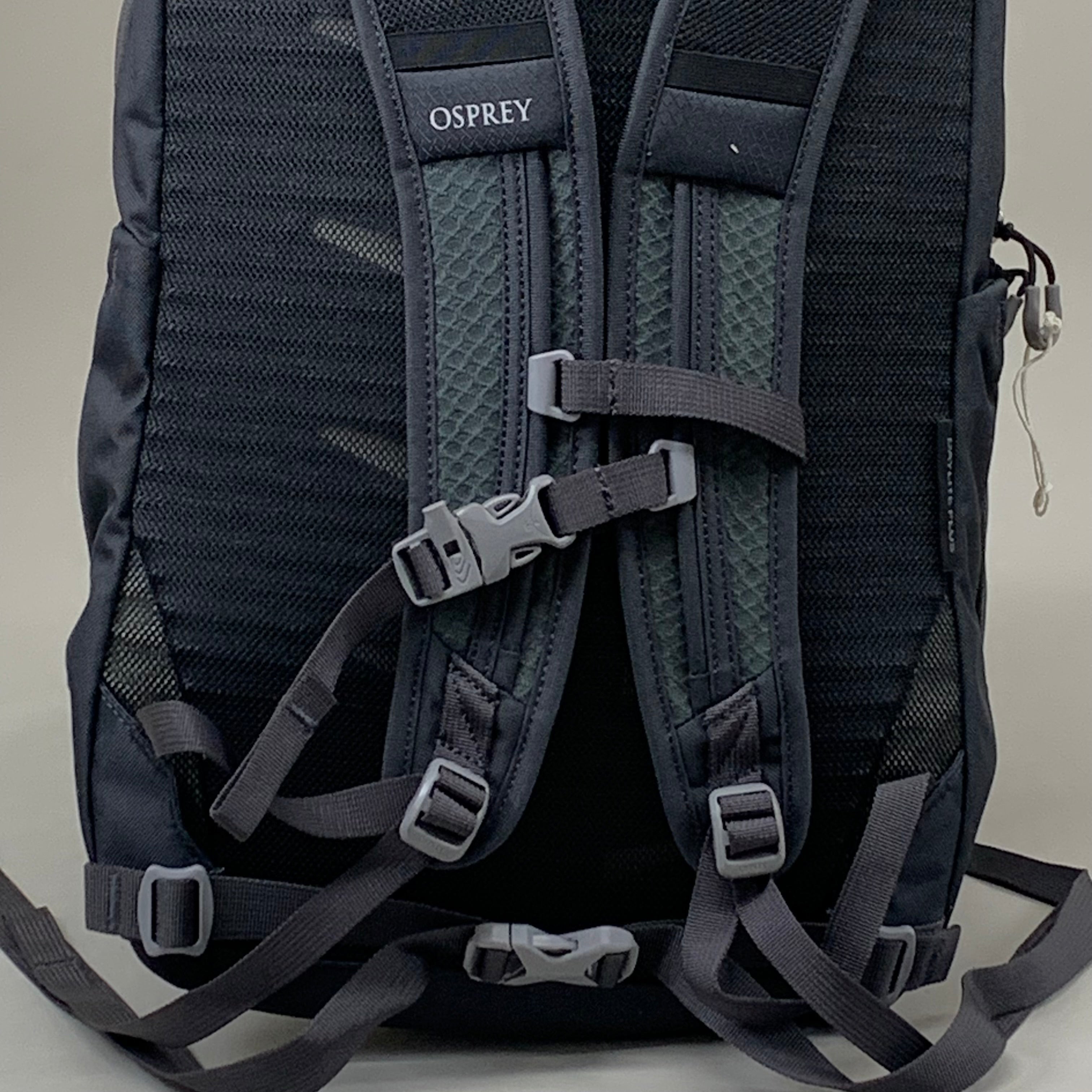 OSPREY Daylite Plus Backpack Travel Multisport Adjustable Straps 20L Black 10002925