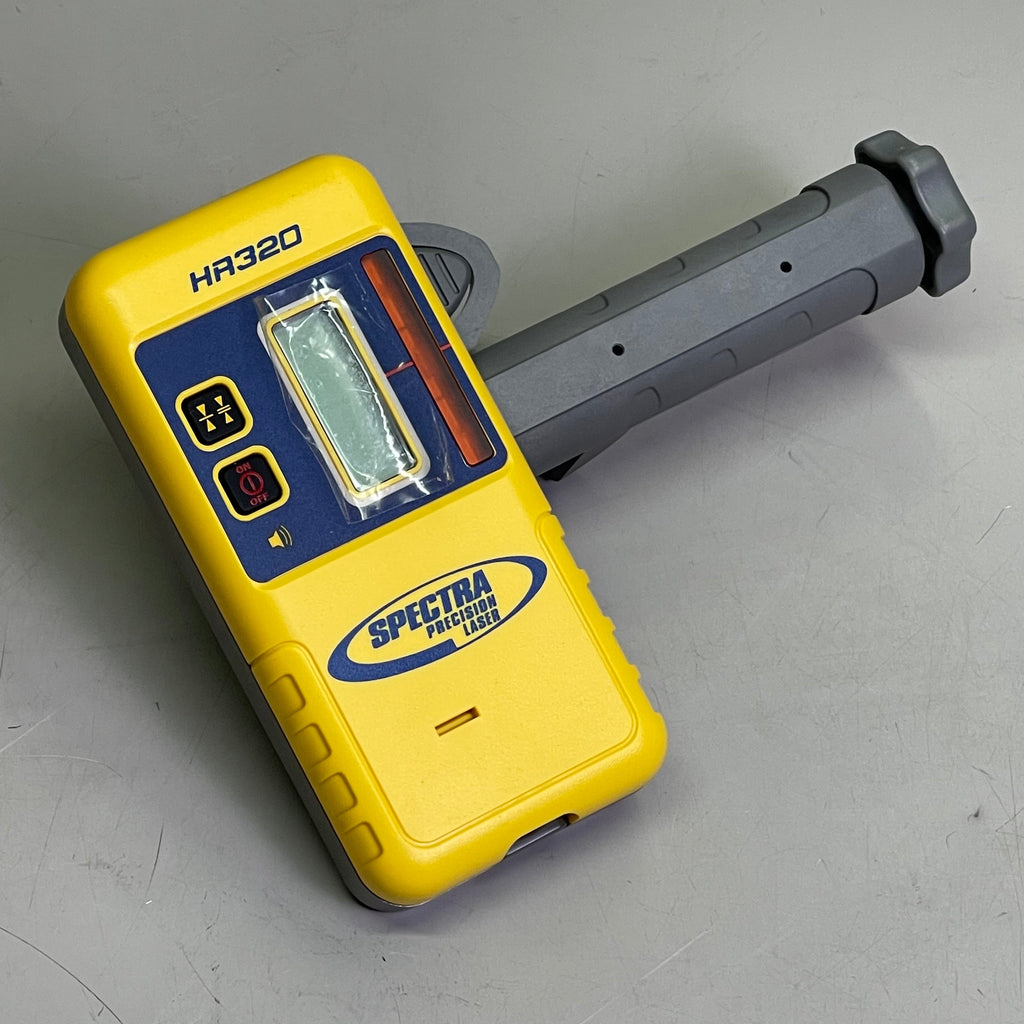SPECTRA PRESICION Survey Tripod LL100N-3 Self Leveling Laser Level HR320 Receiver