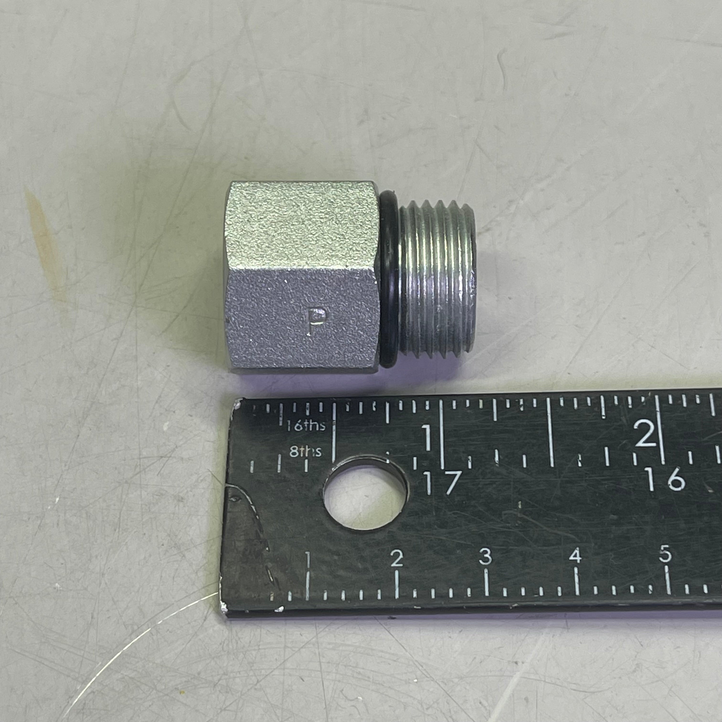 PARKER (25 PACK) Pipe Fitting & Port Adapters 1/4" Steel 8-1/4 F50G-S