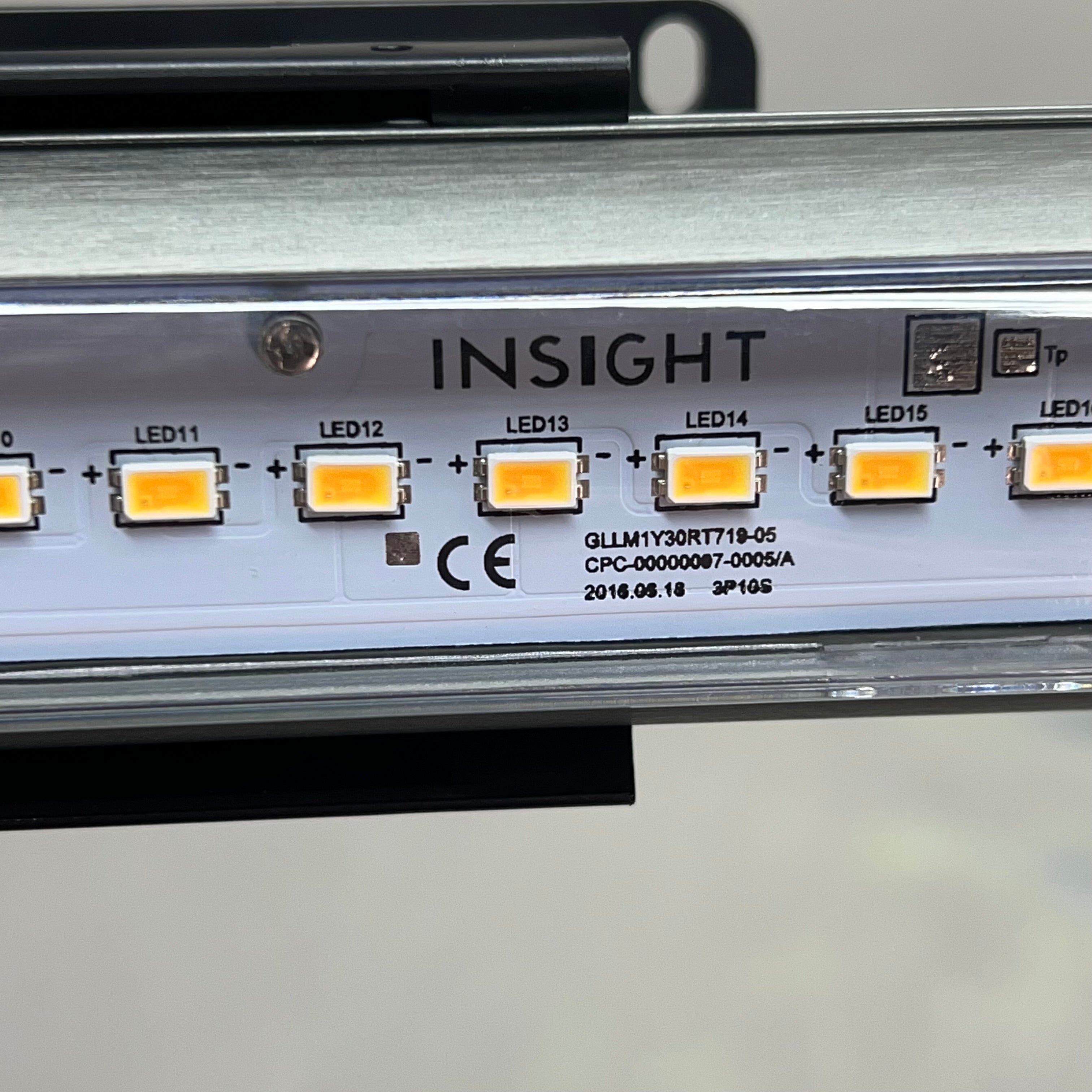 INSIGHT LIGHTING Pilot PCM Light Fixture 110-277VAC PCM/10W/35K/0-10V/12"/MG
