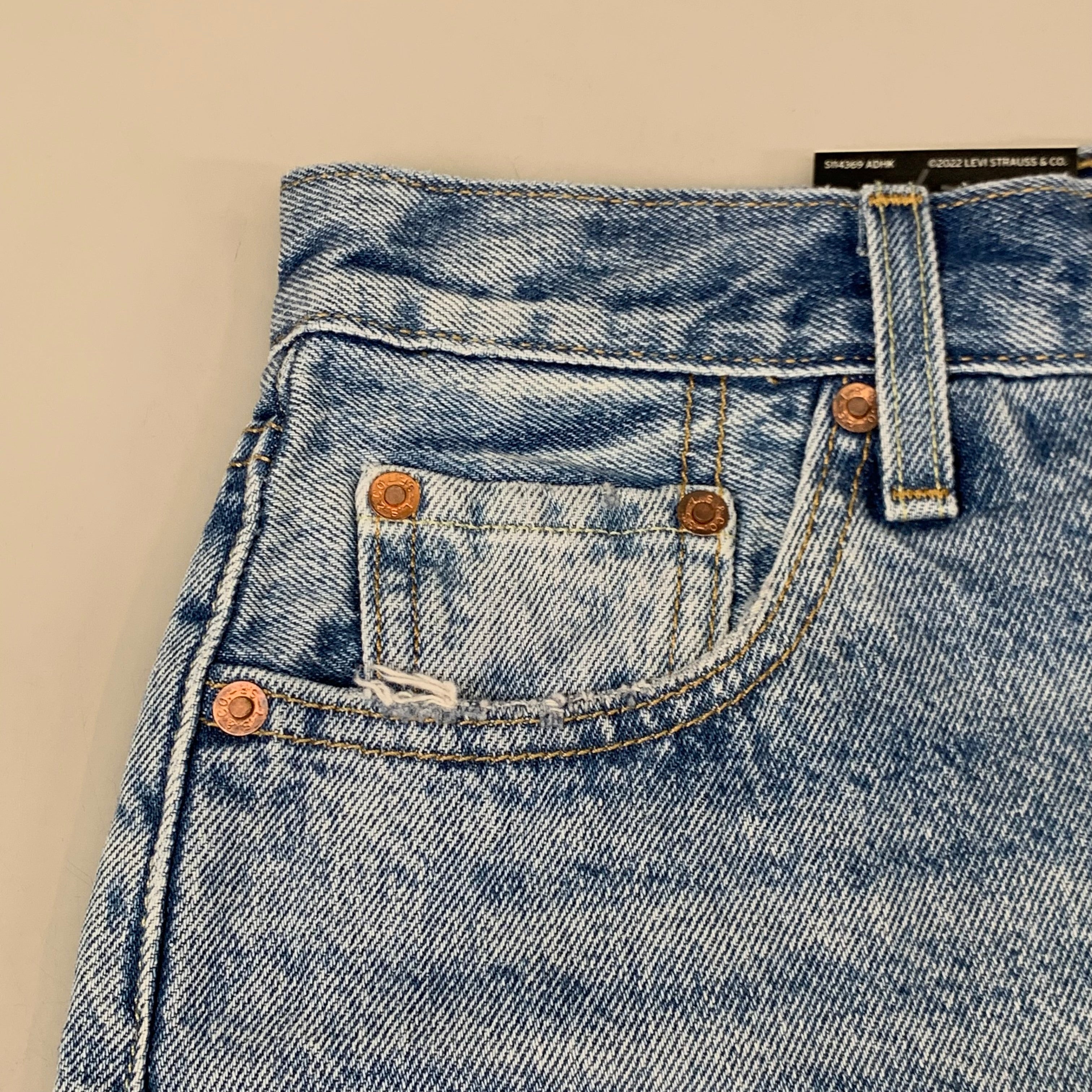 LEVIS 501 Original Fit High Rise Shorts Medium Wash Women's Sz 25 Mega Vibe Blue